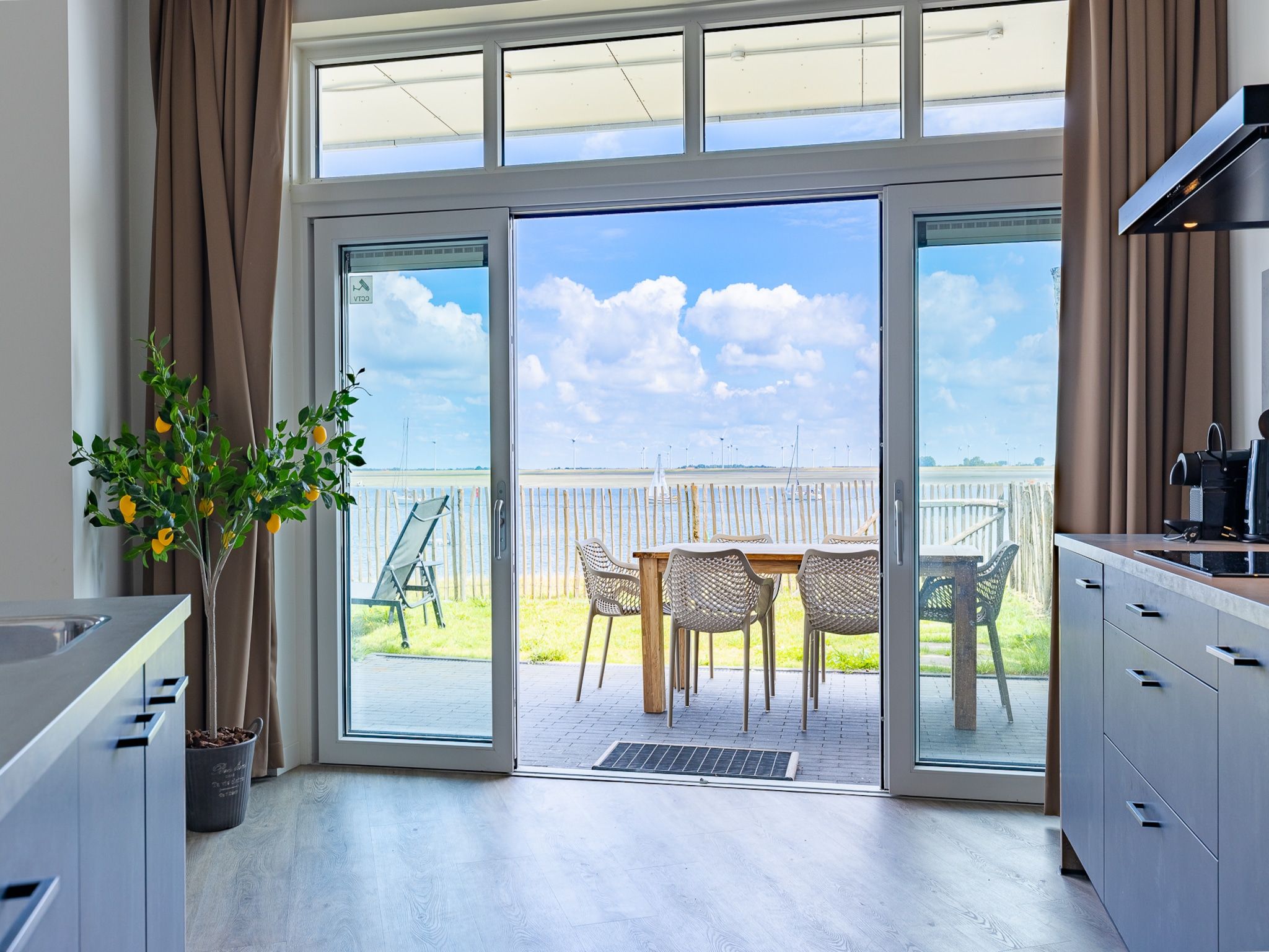 Luxe appartement Vista Maris 'Laguna Beach House' - Havenweg 8-32  Sint-Annaland Oosterschelde in Sint-Annaland - Foto 46 van 87