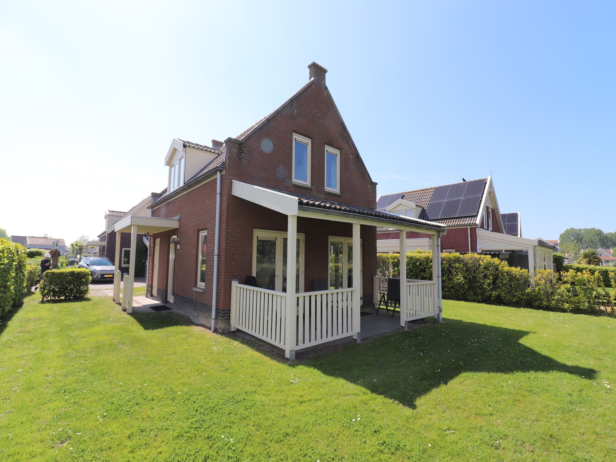 De buitenkant van Standaard 329 in Simonshaven
