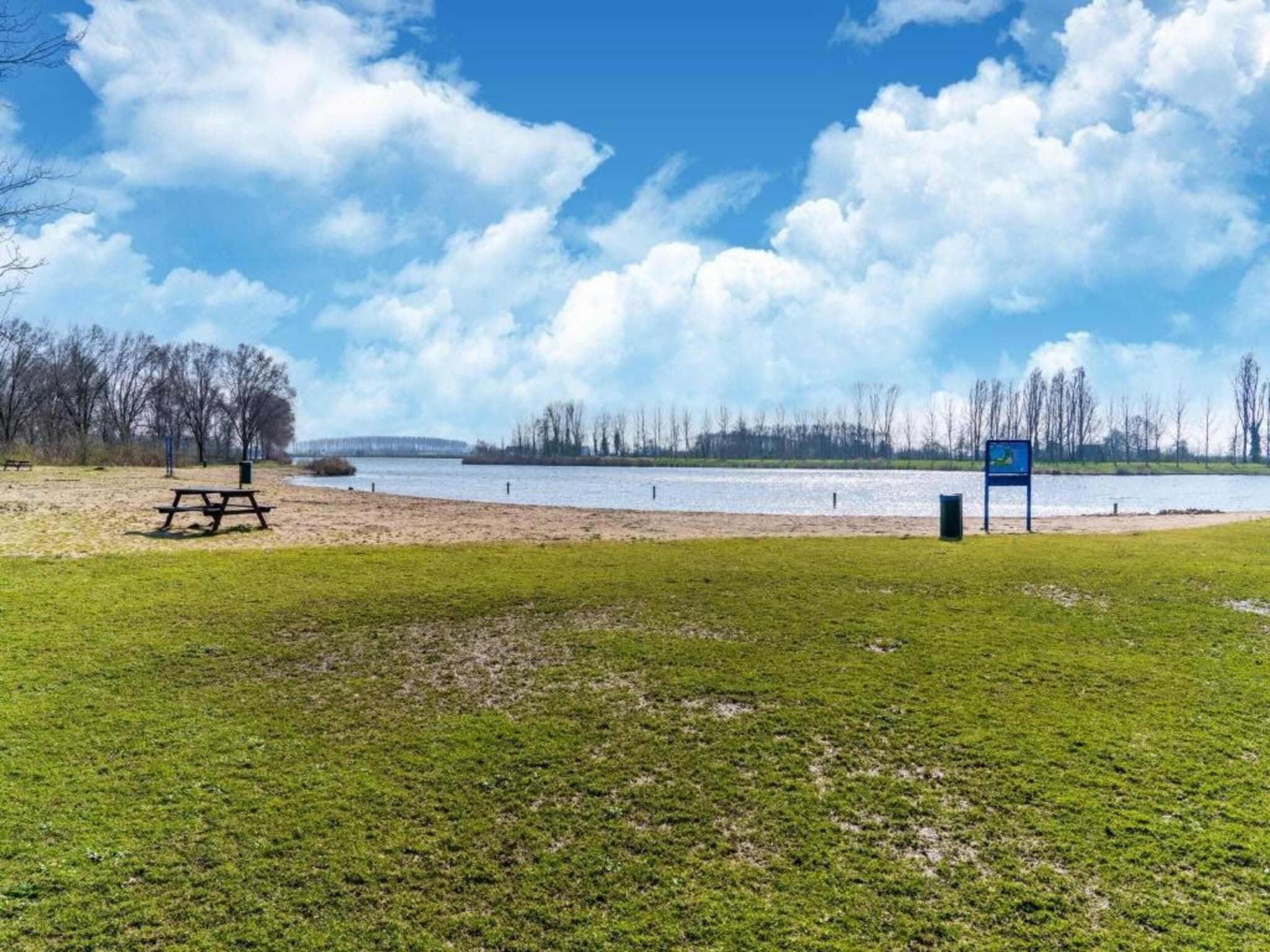 Standaard 211 in Simonshaven - Foto 22 van 35