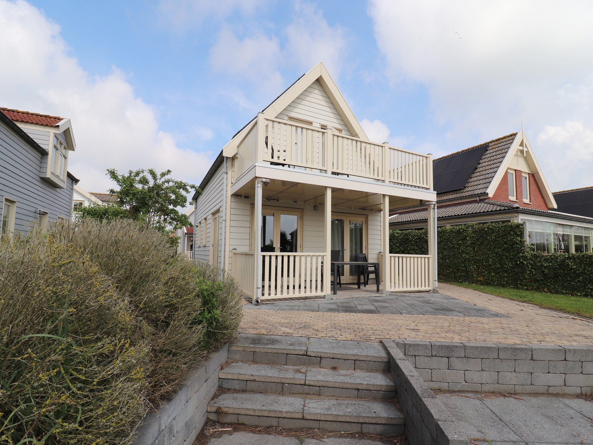 De buitenkant van Standaard 336 in Simonshaven