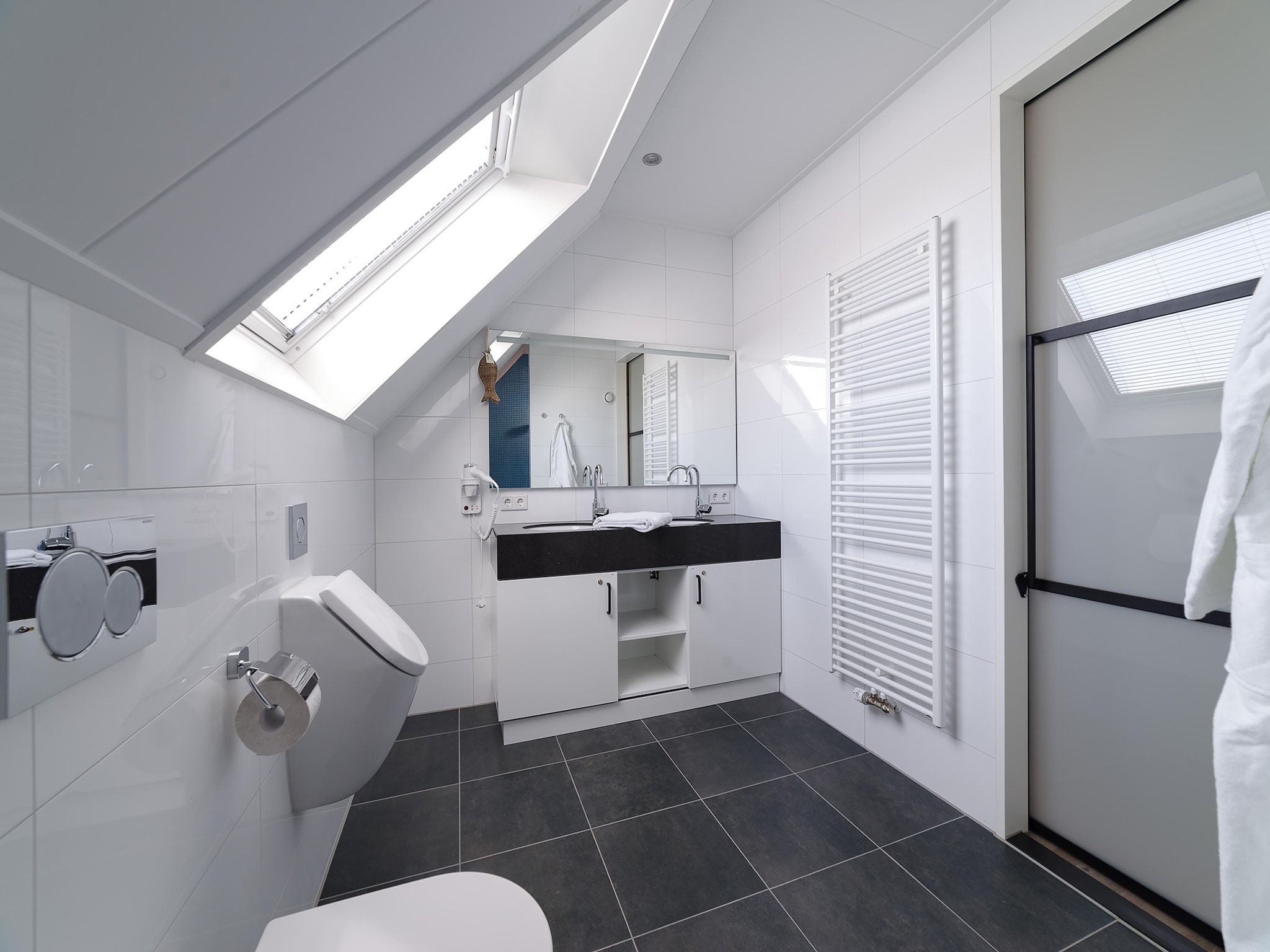 De badkamer van Game Villa in Colijnsplaat