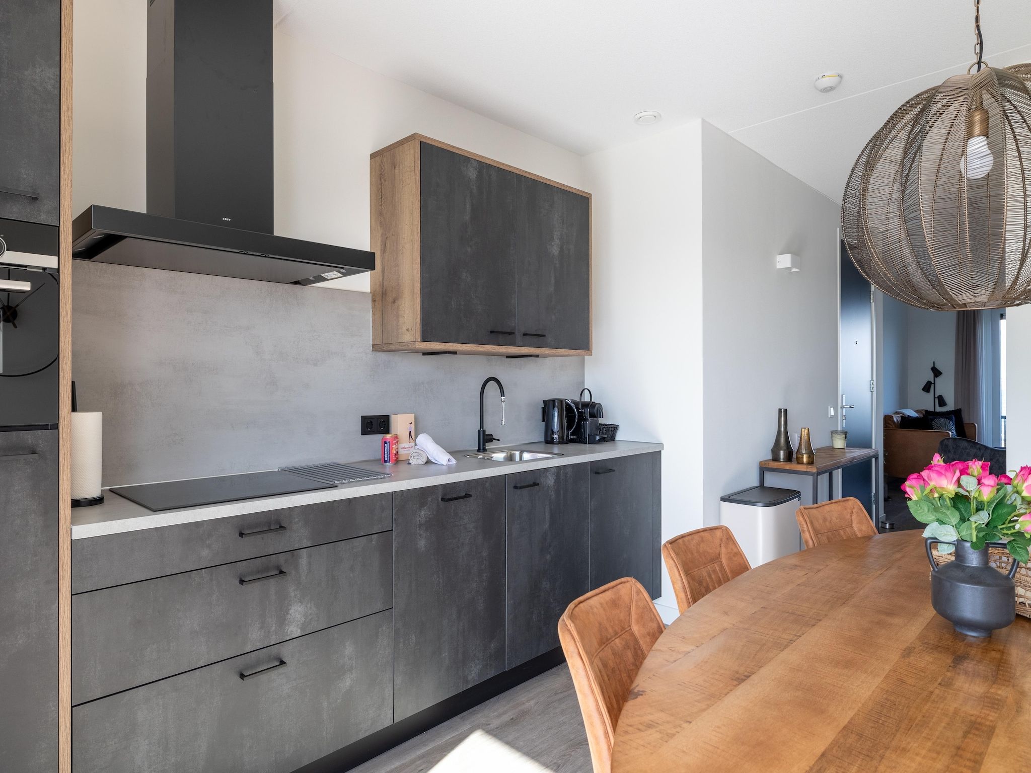 De keuken van Appartement Vista Maris "Charlotte's Parel" - Havenweg 8-44  Sint-Annaland in Sint-Annaland