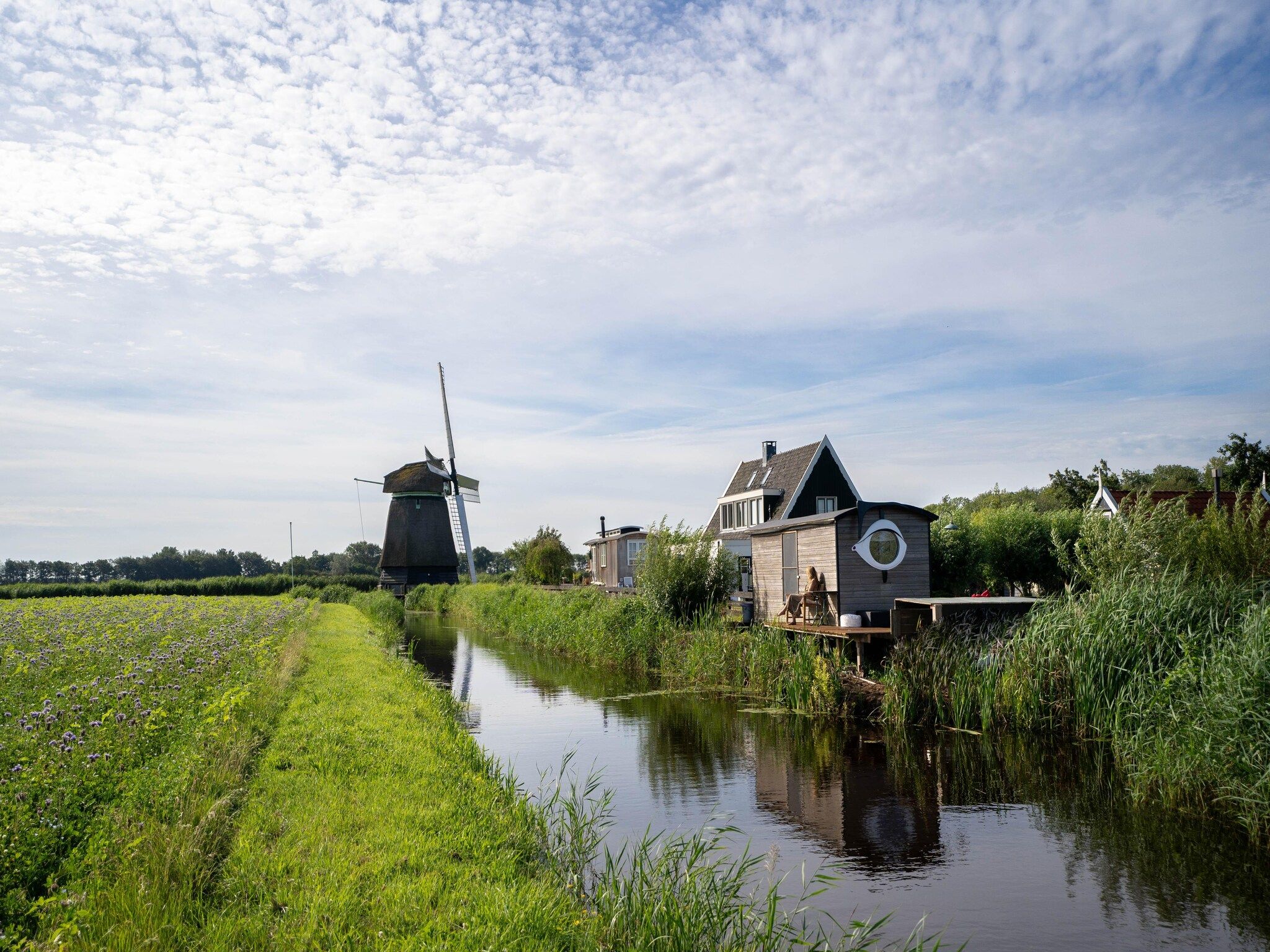 De buitenkant van De Veldwachter in 't Zand