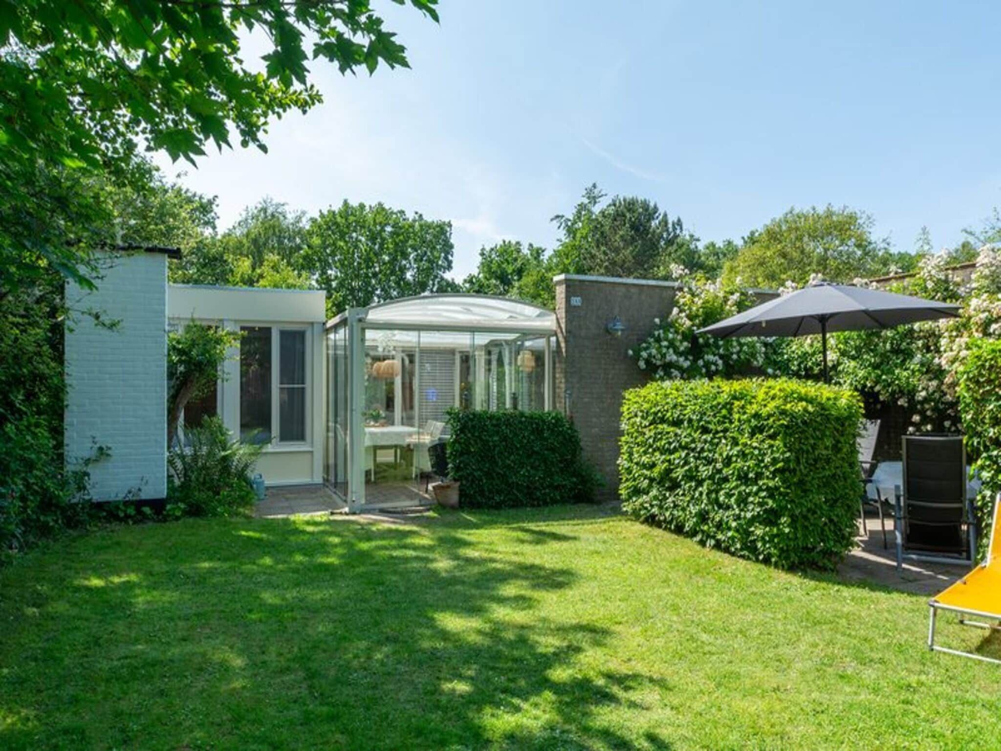 De buitenkant van Duinland 188 in Sint Maartenszee