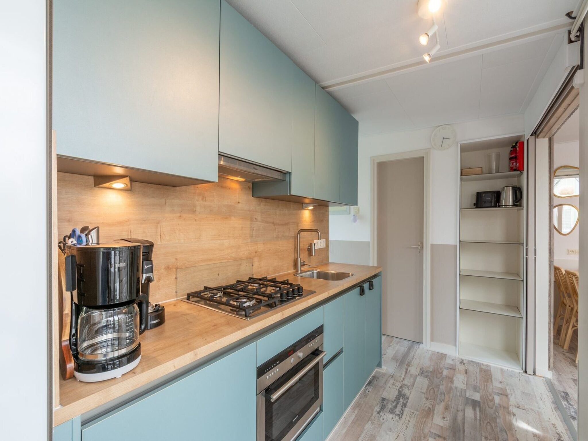 De keuken van Duinland 188 in Sint Maartenszee