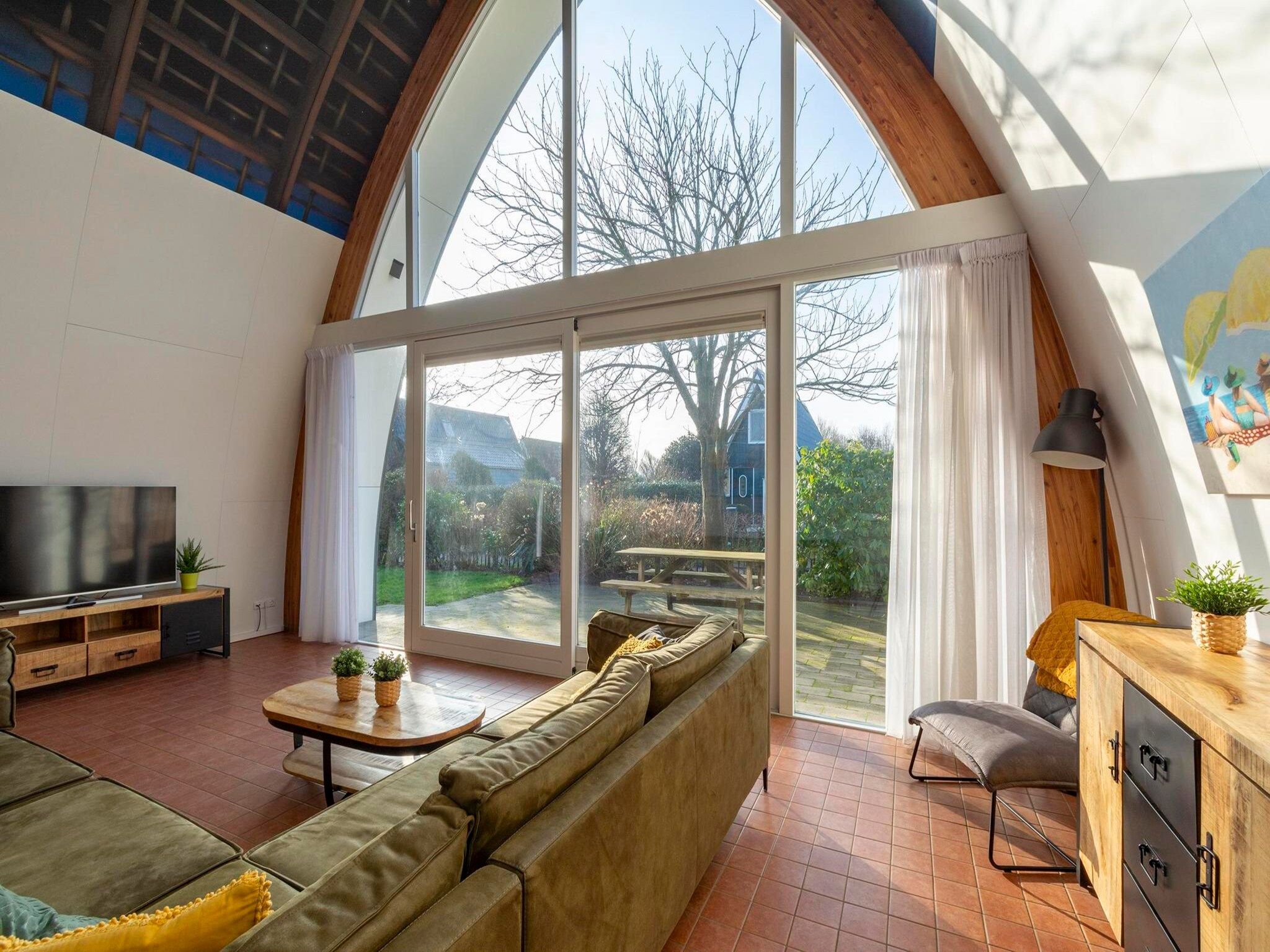 De woonkamer van Lazy Daisy in Groote Keeten