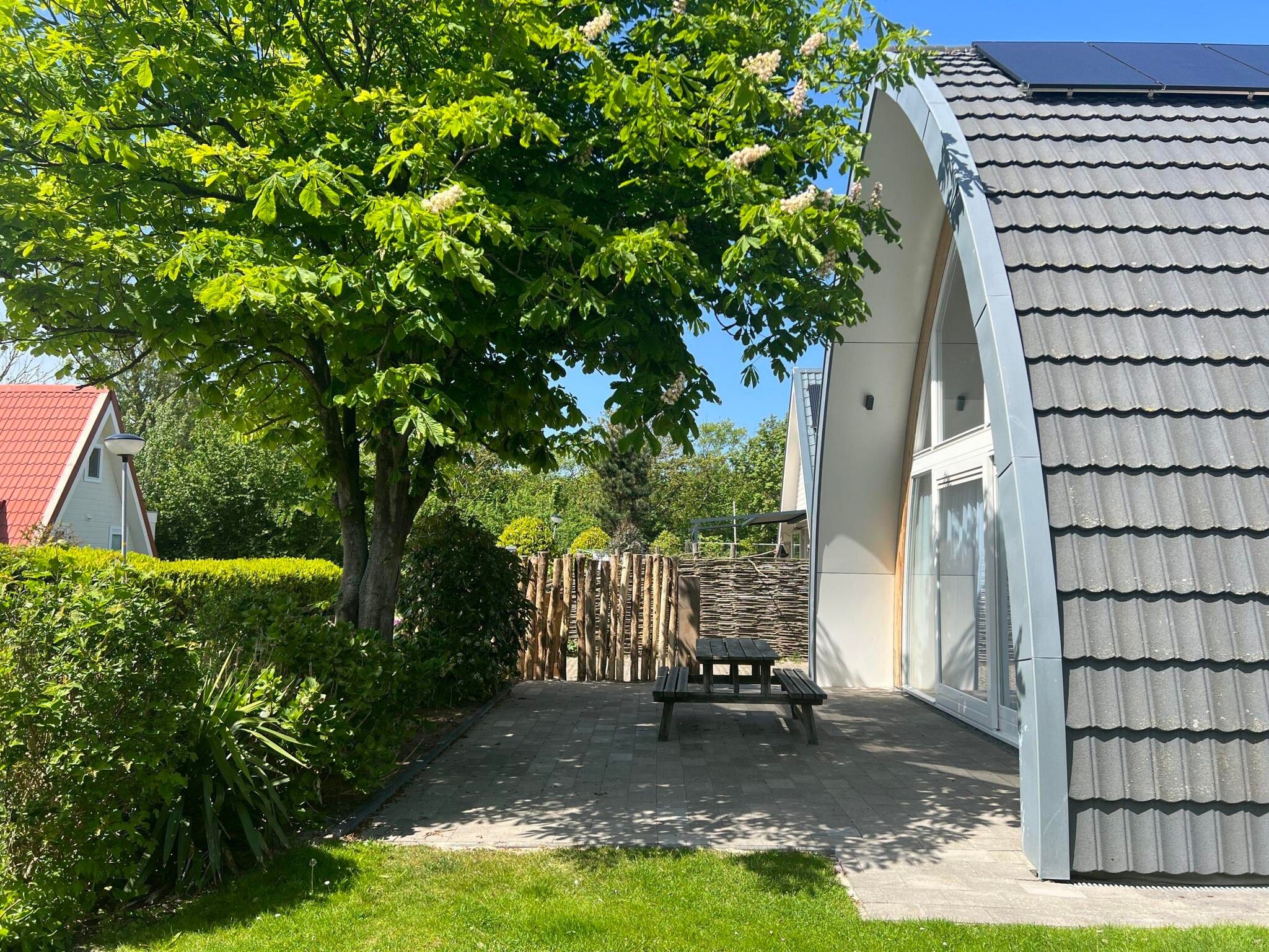 De buitenkant van Lazy Daisy in Groote Keeten