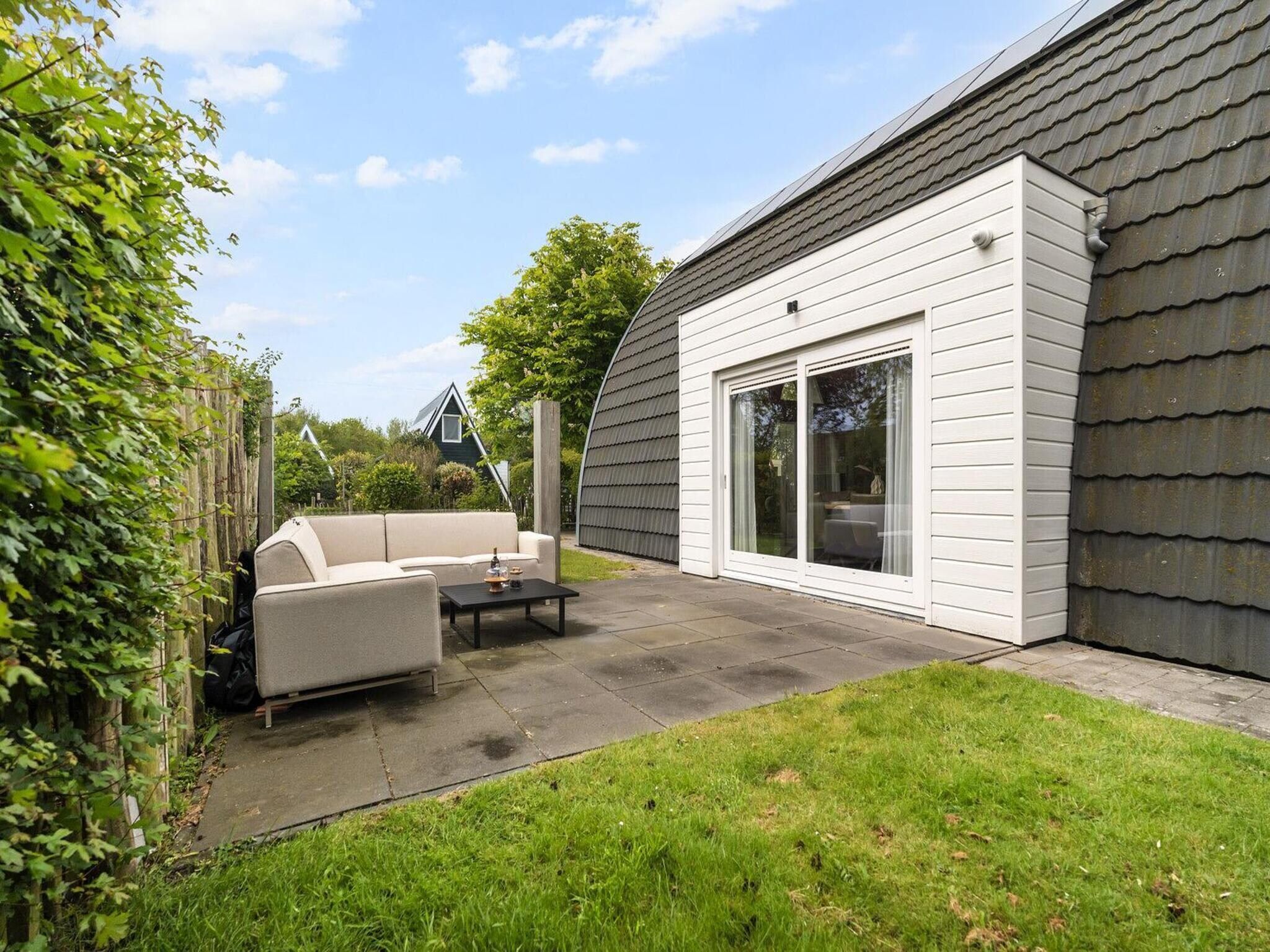 Het terras van Lazy Daisy in Groote Keeten