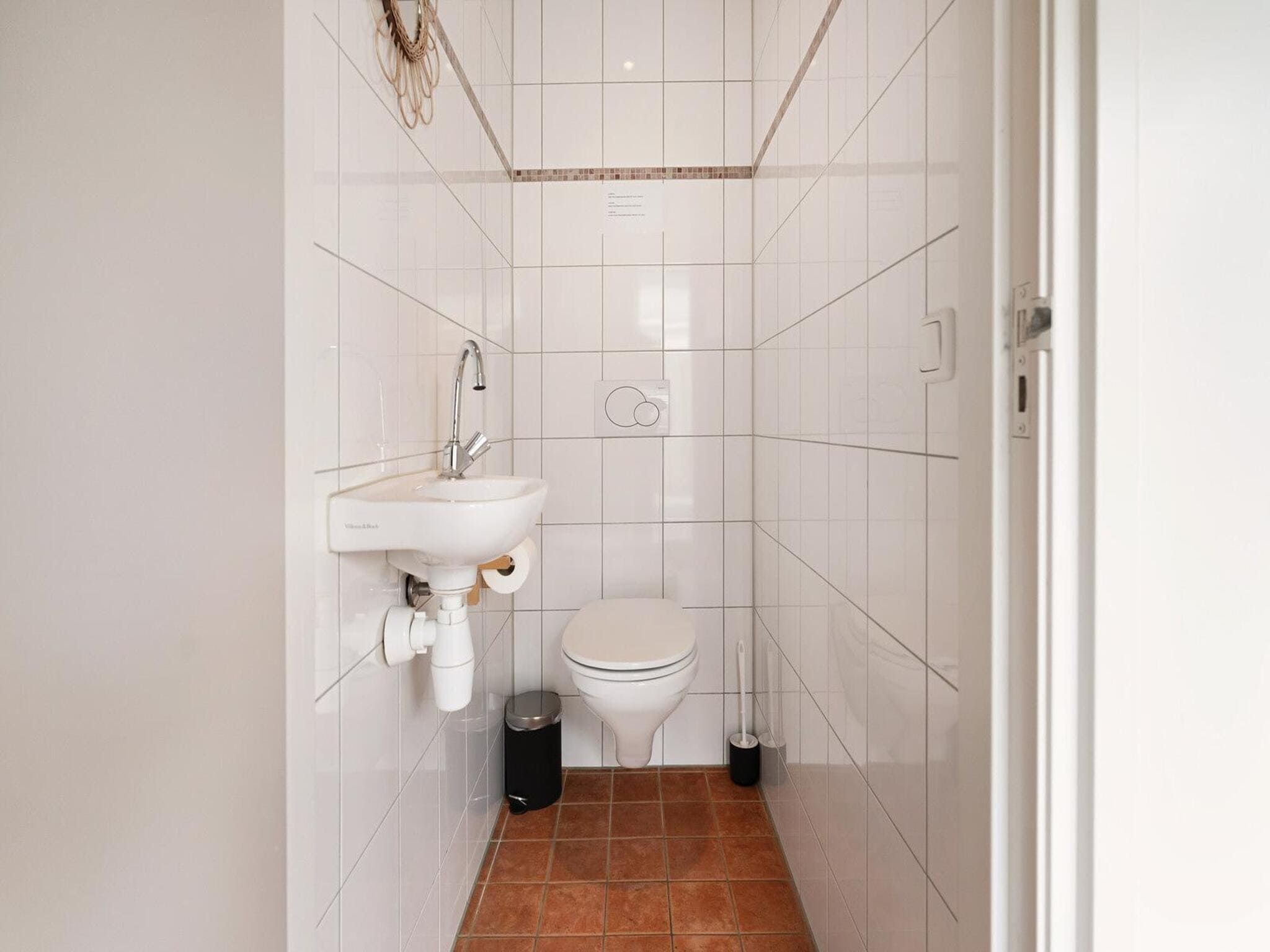 De badkamer van Lazy Daisy in Groote Keeten
