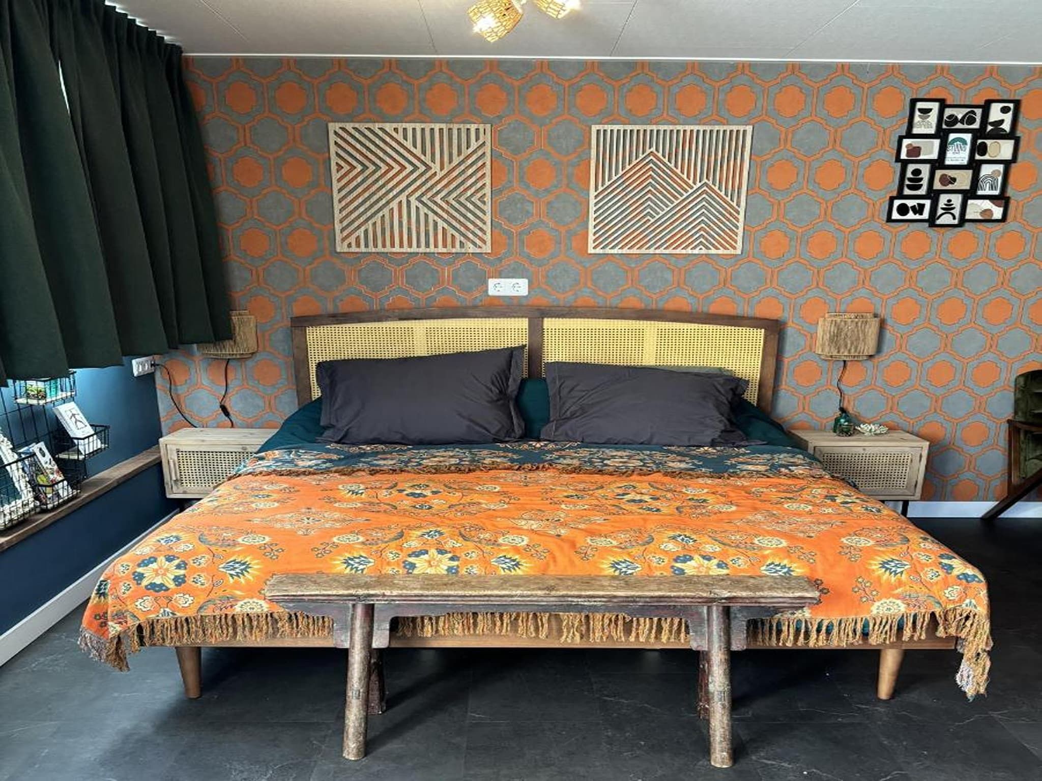 Een slaapkamer van B&B de Gouwe Tijd in Noordgouwe