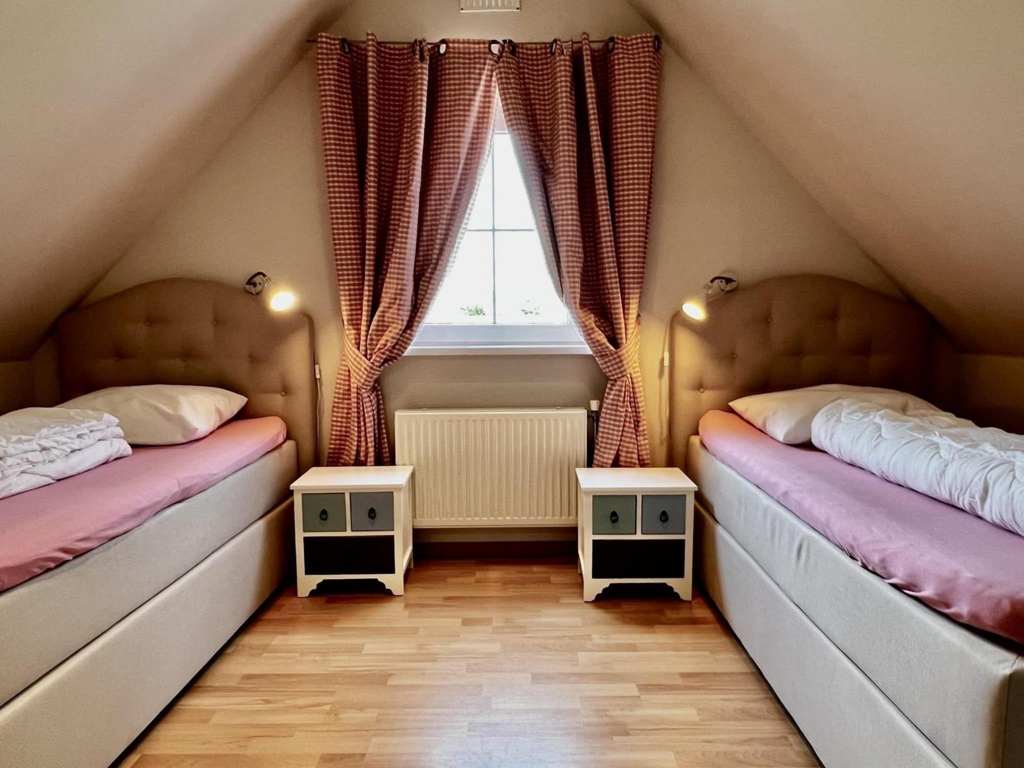 Een slaapkamer van Anzelhoef 3 in Sint Maartenszee
