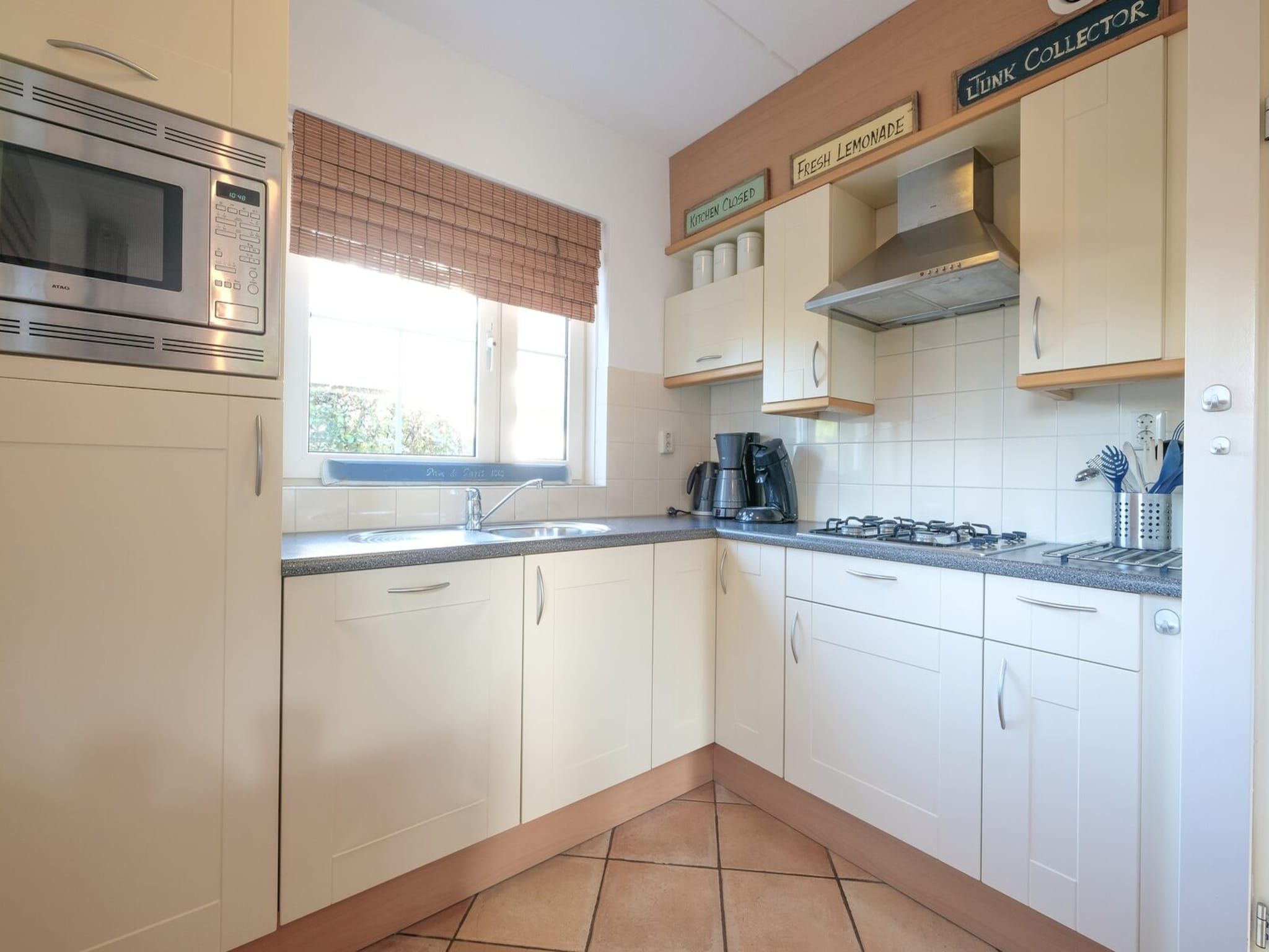 De keuken van Anzelhoef 5 in Sint Maartenszee