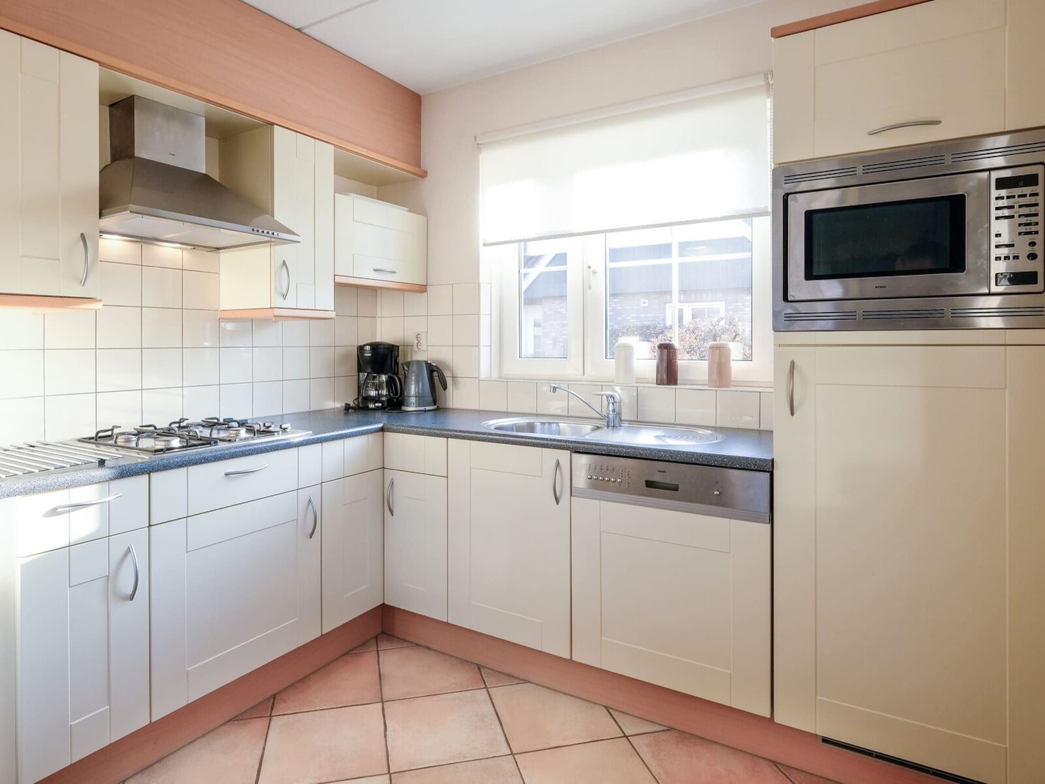 De keuken van Anzelhoef 31 in Sint Maartenszee