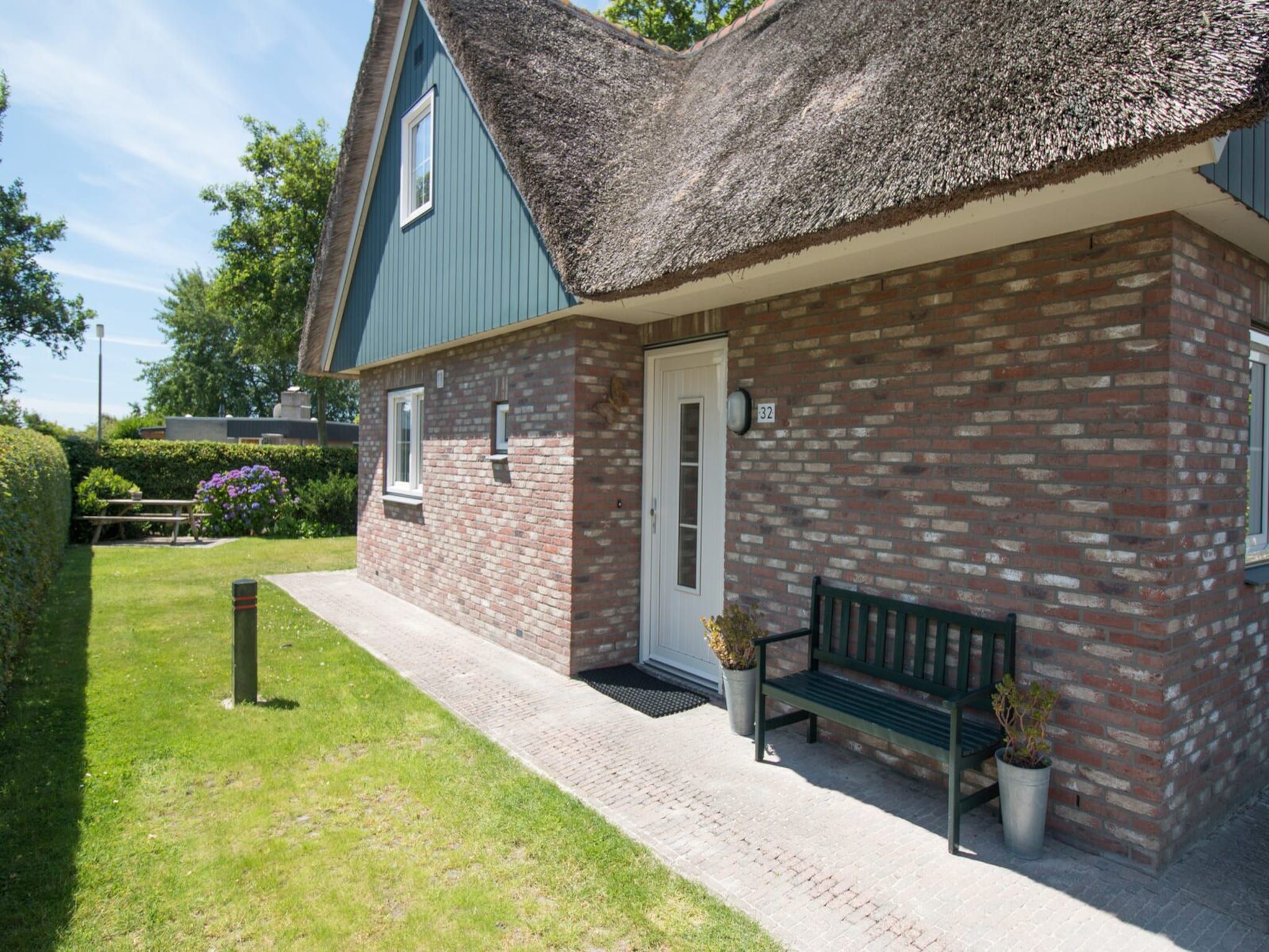De buitenkant van Anzelhoef 32 in Sint Maartenszee