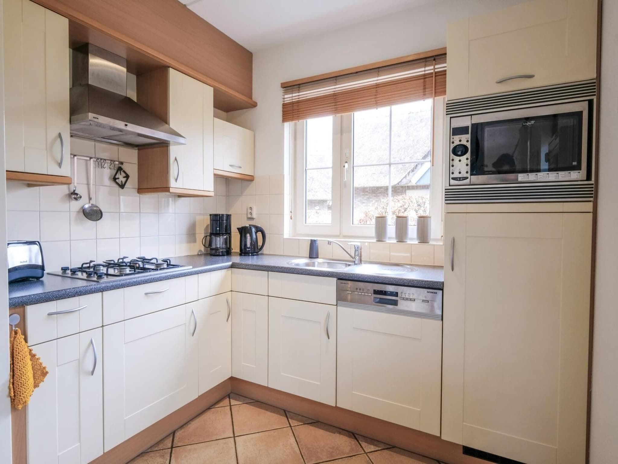 De keuken van Anzelhoef 35 in Sint Maartenszee