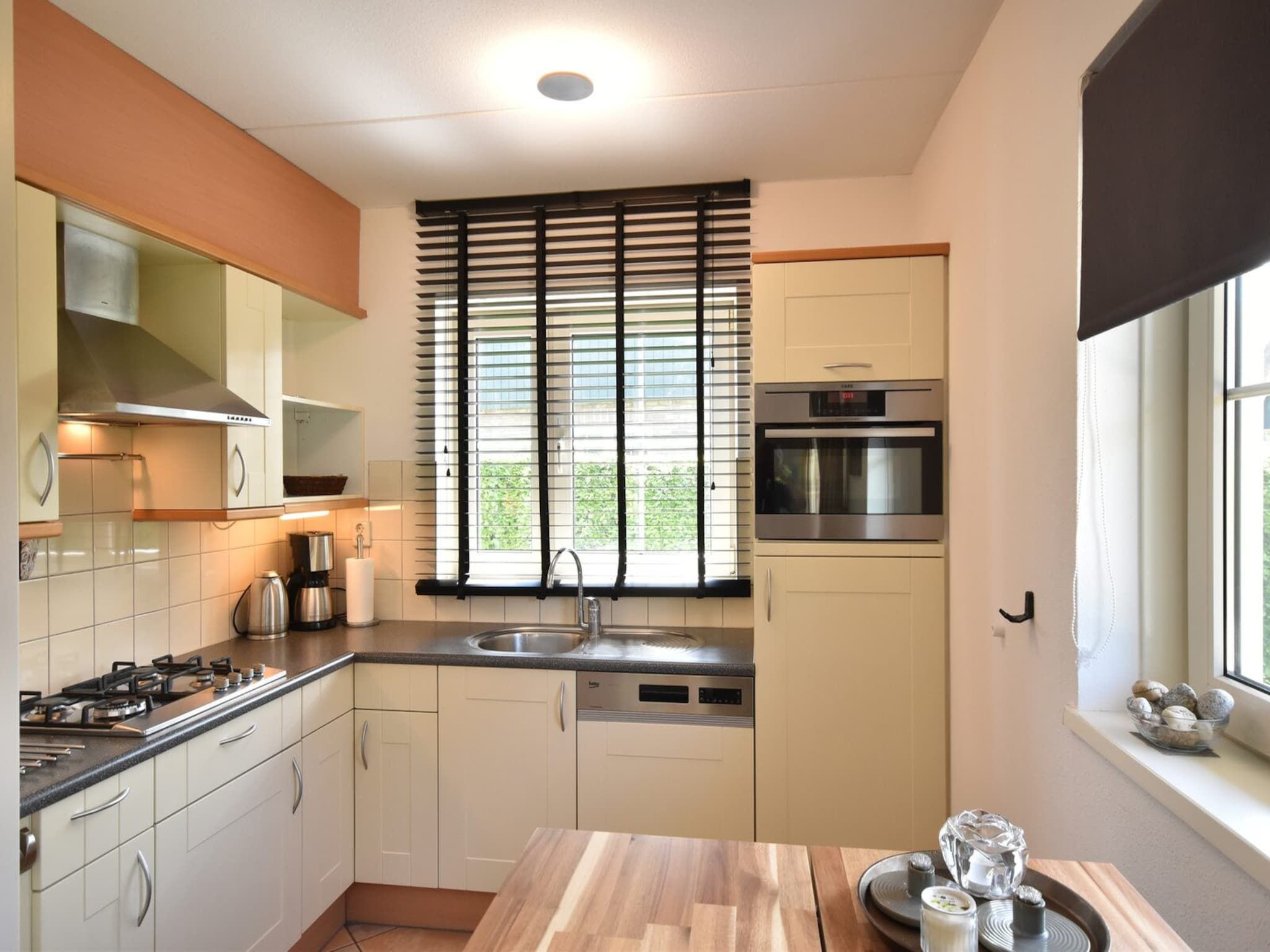 De keuken van Anzelhoef 11 in Sint Maartenszee