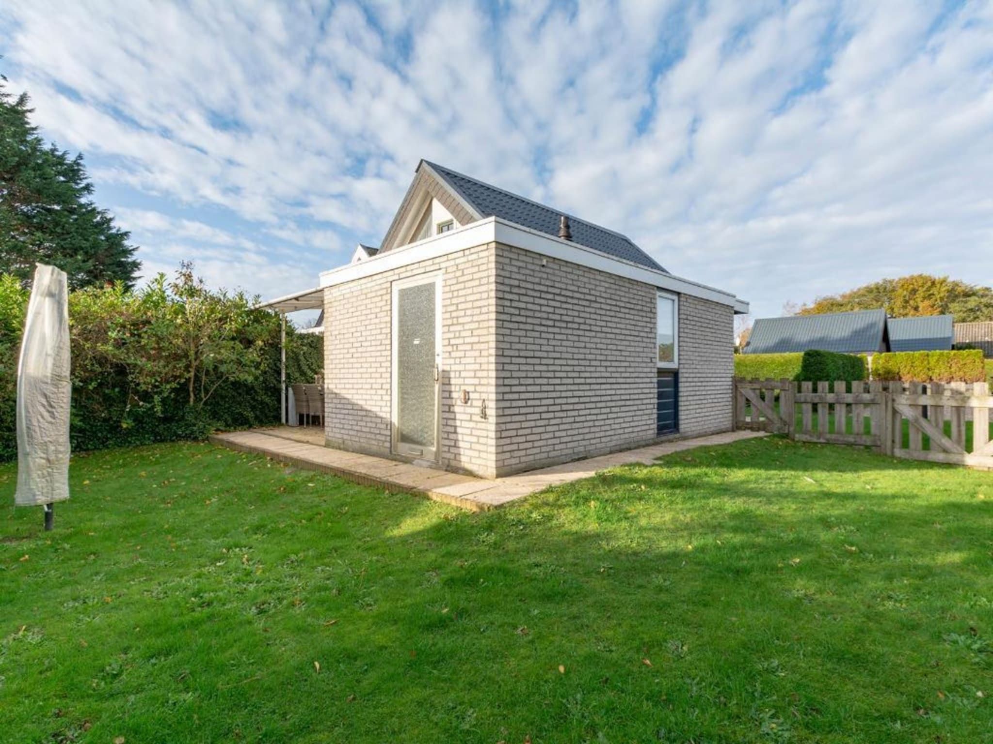 De buitenkant van Belkmerduinen 03 in Sint Maartenszee