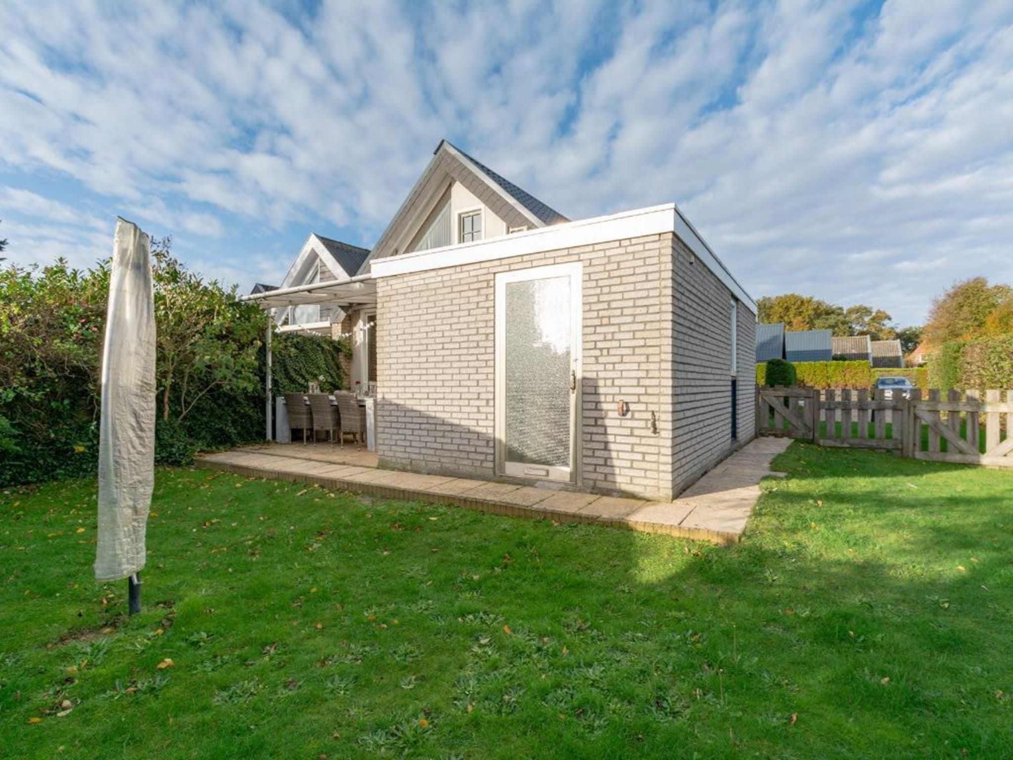 De buitenkant van Belkmerduinen 03 in Sint Maartenszee