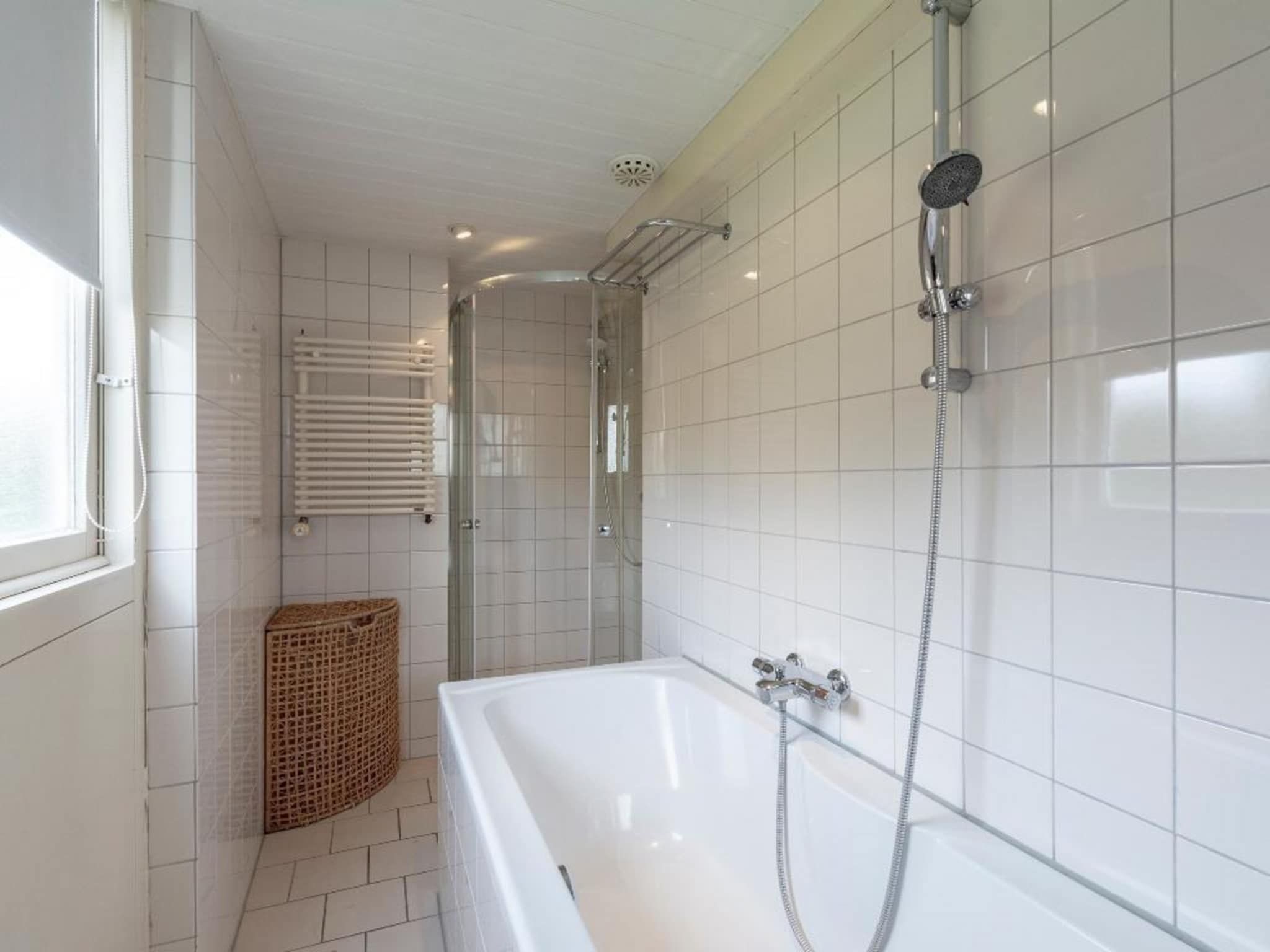 De badkamer van Belkmerduinen 03 in Sint Maartenszee