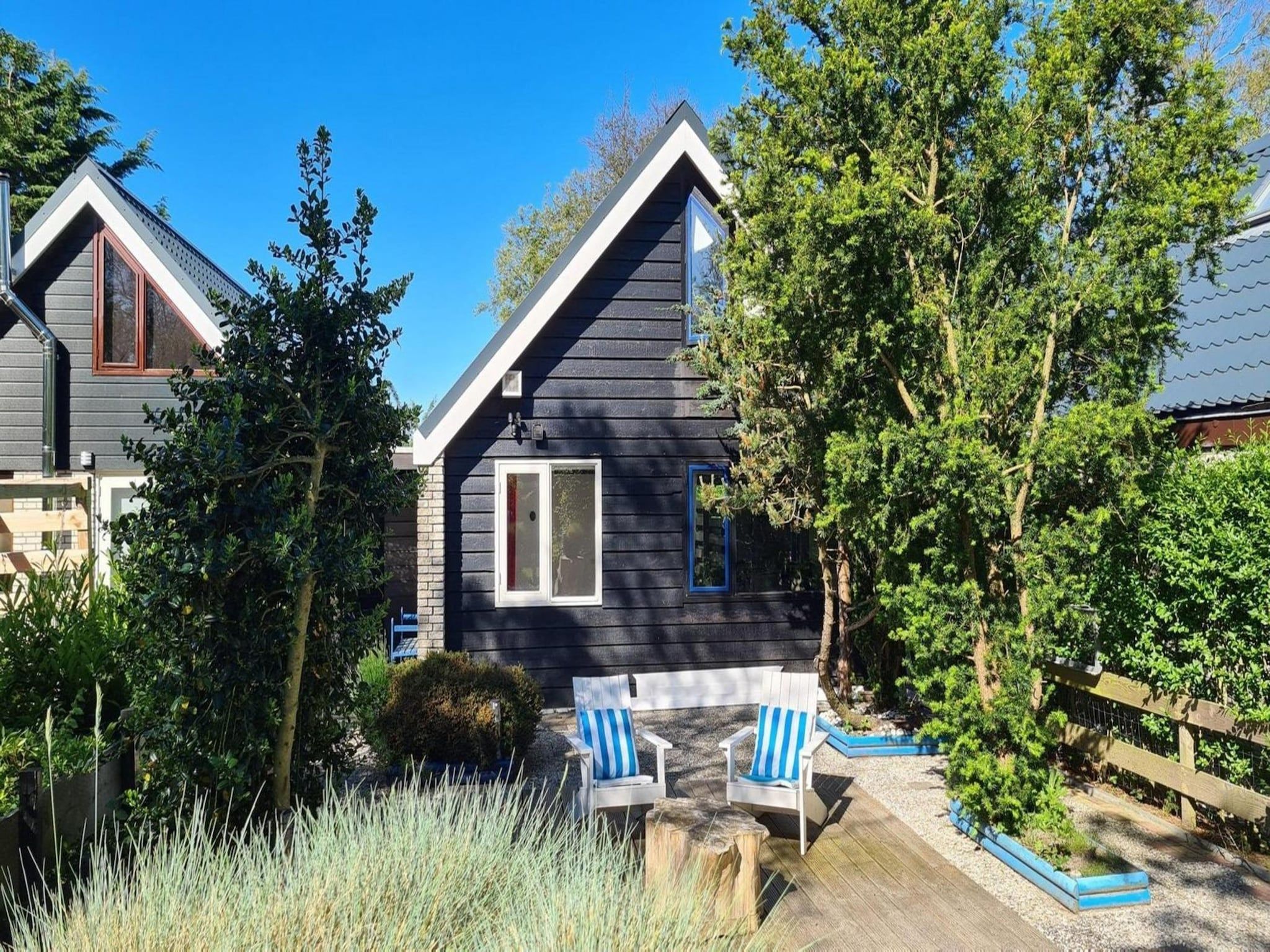 De woonkamer van Belkmerduinen 23 in Sint Maartenszee