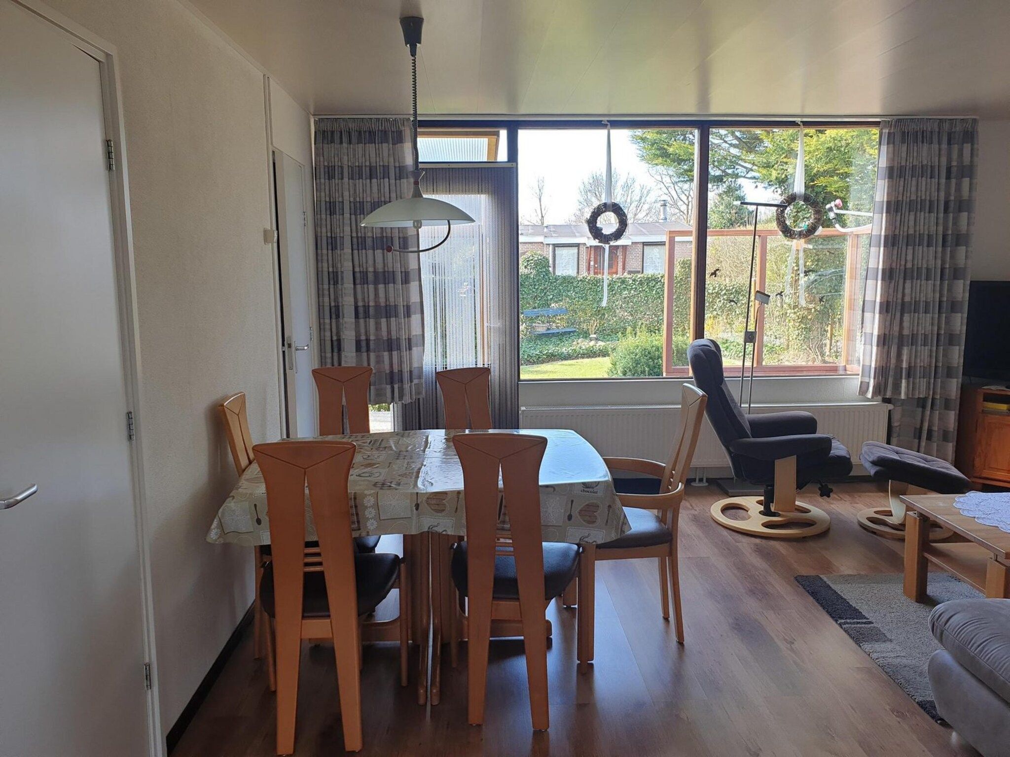 De eetkamer van Eureka 9 in Sint Maartenszee