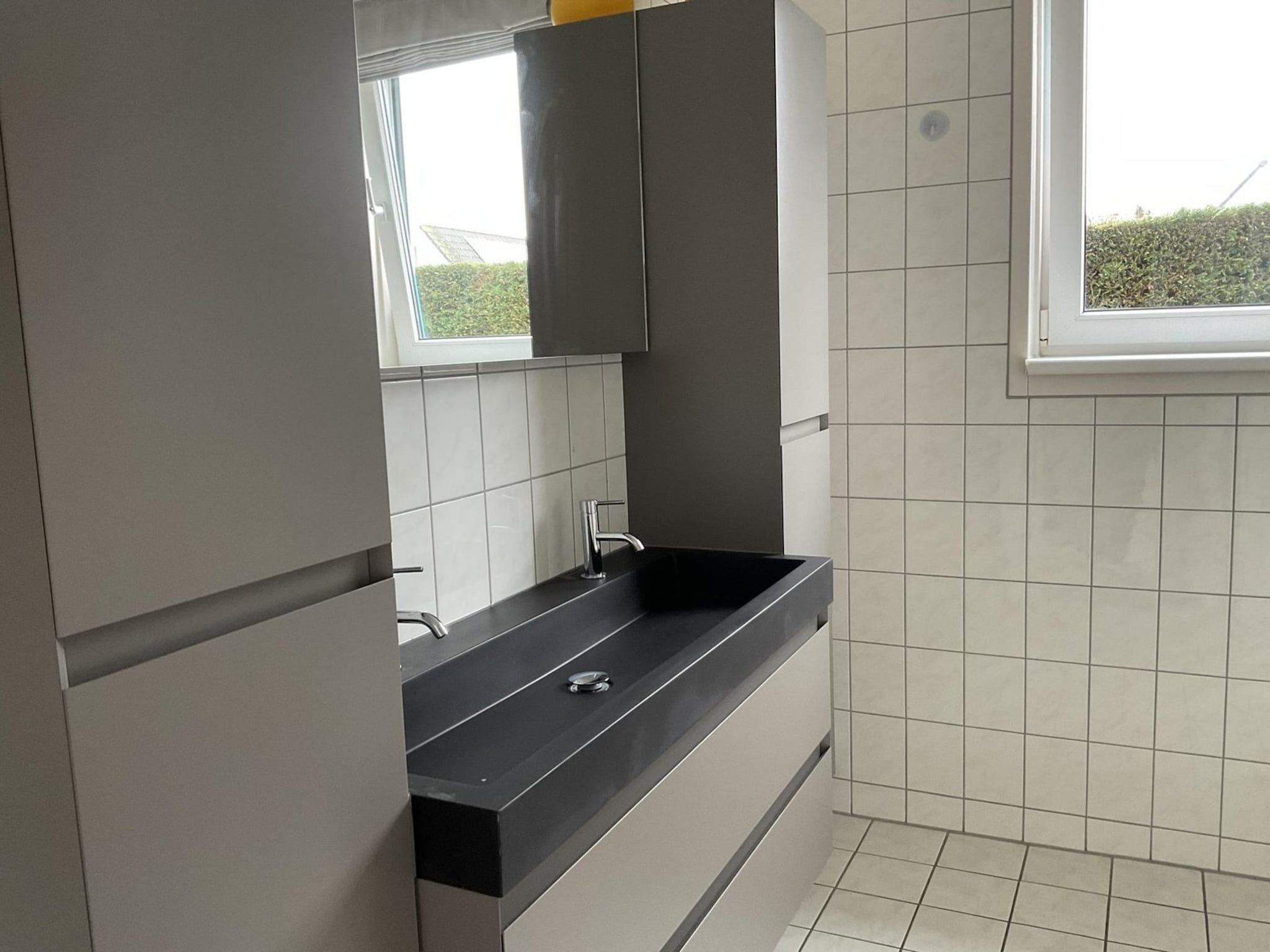 De badkamer van Bohemien 39 in Sint Maartenszee