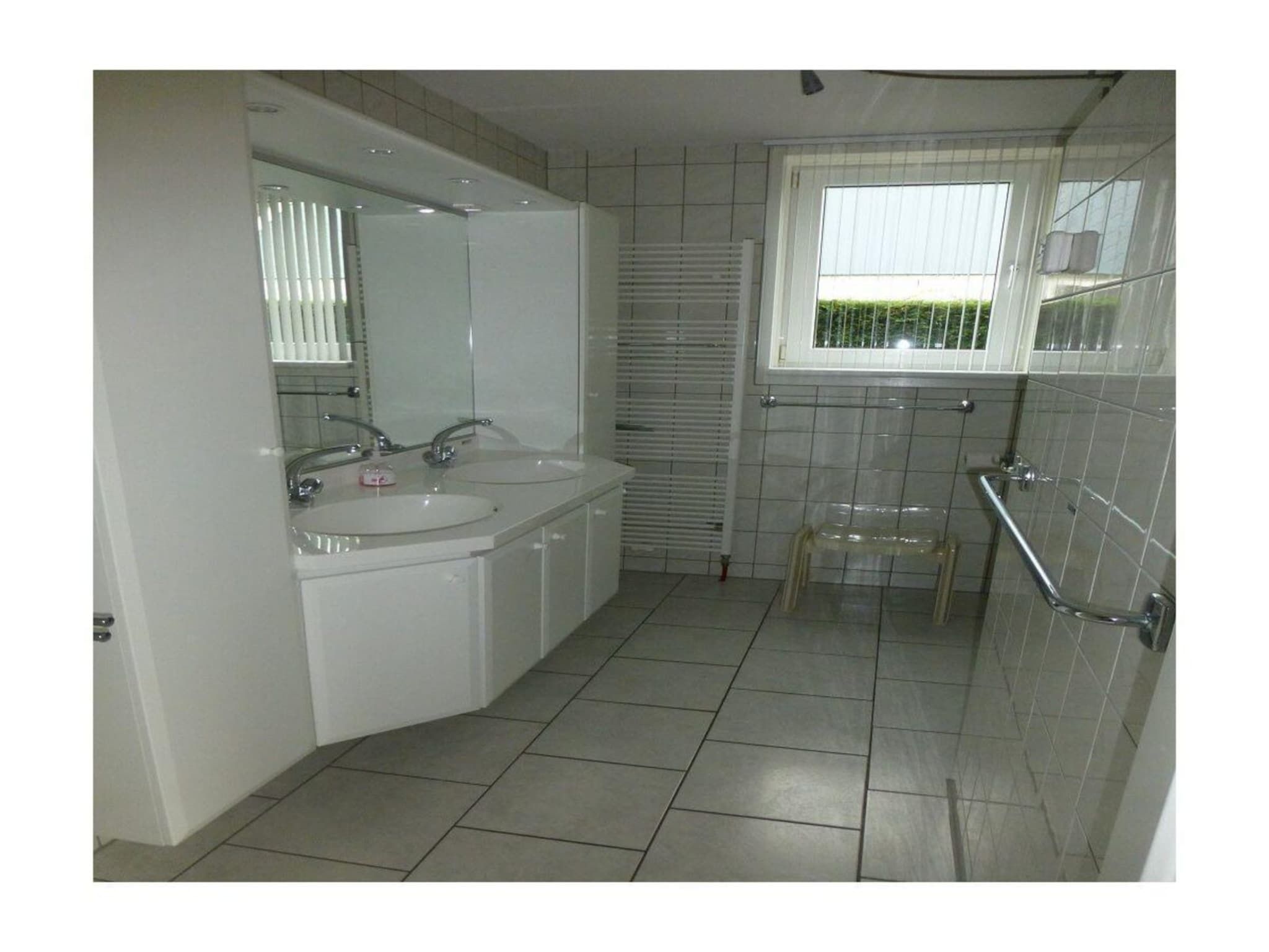 De badkamer van Bohemien 47 in Sint Maartenszee