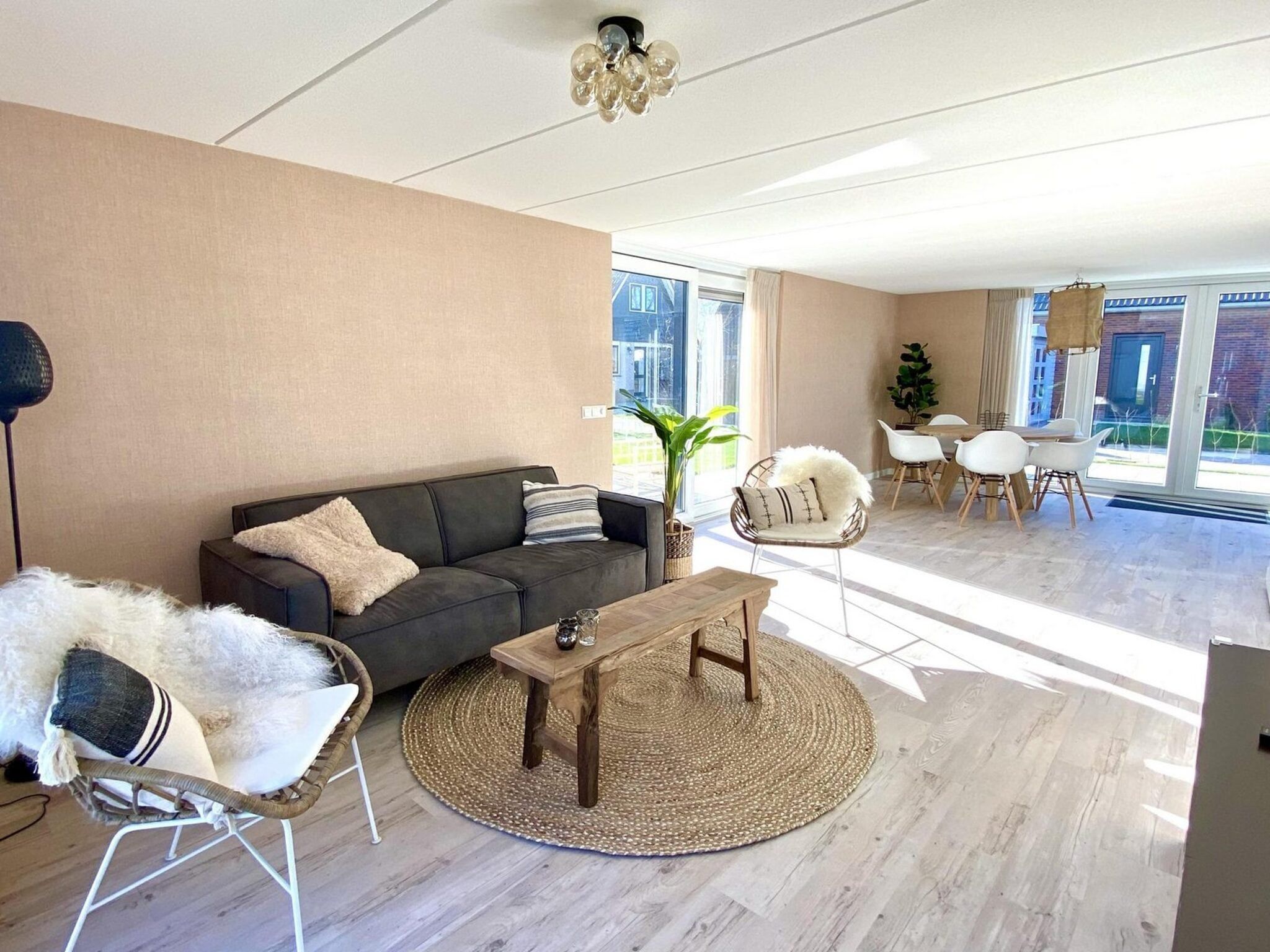 De woonkamer van De Wielen 72 in Sint Maarten