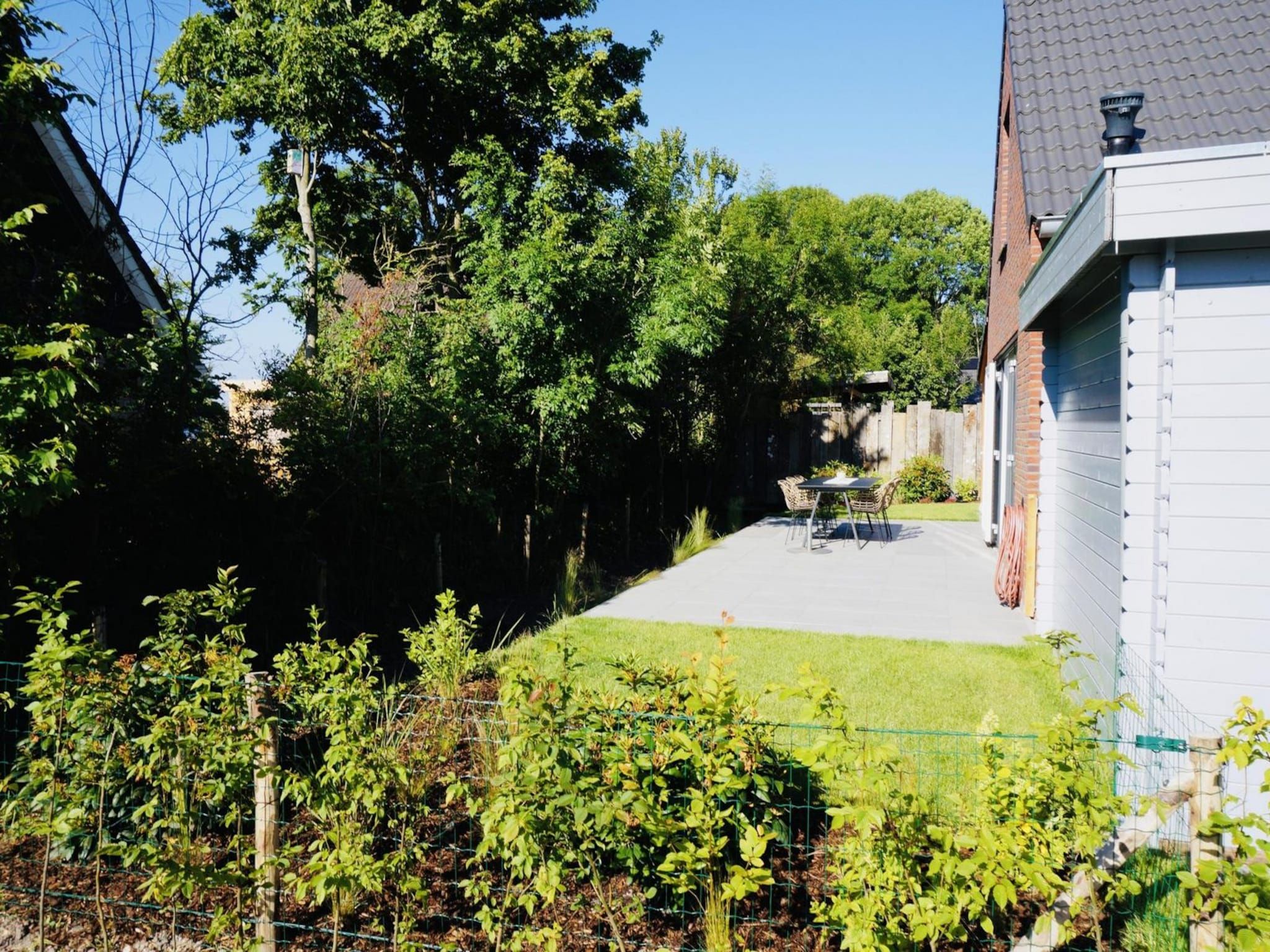 De tuin van De Wielen 73 in Sint Maarten