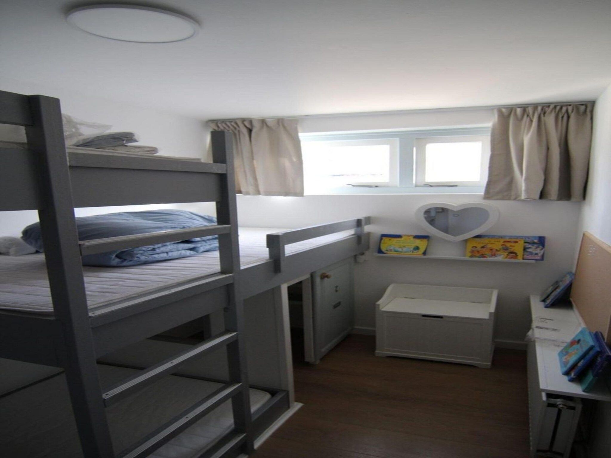 De woonkamer van Duinland 248 in Sint Maartenszee