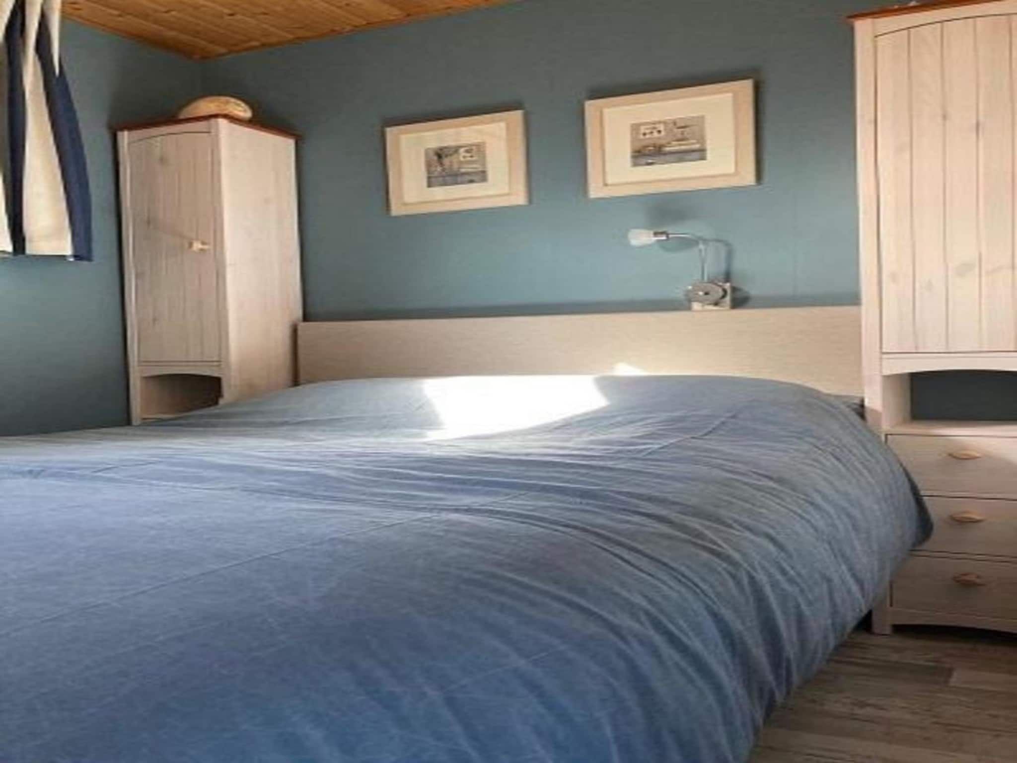 Een slaapkamer van De Schelp 07 in Sint Maartenszee