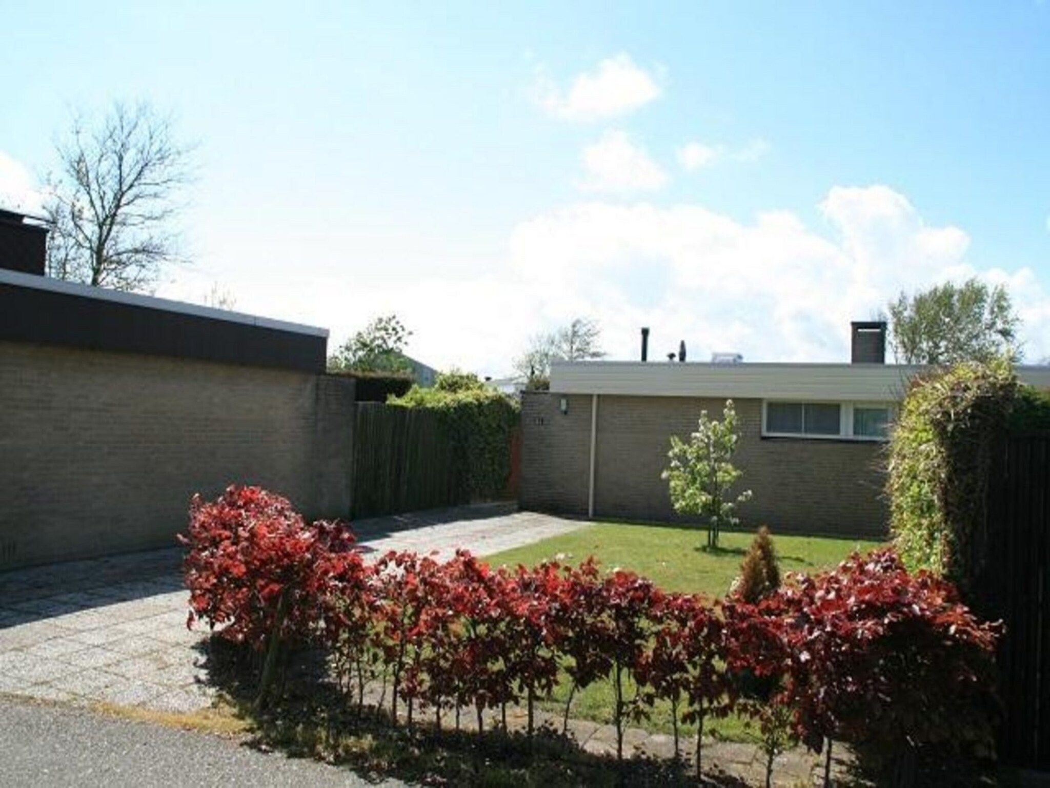 De buitenkant van De Schelp 14 in Sint Maartenszee