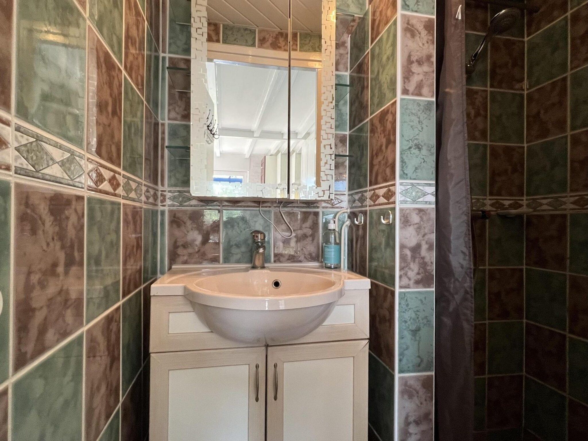 De badkamer van De Schelp 21 in Sint Maartenszee