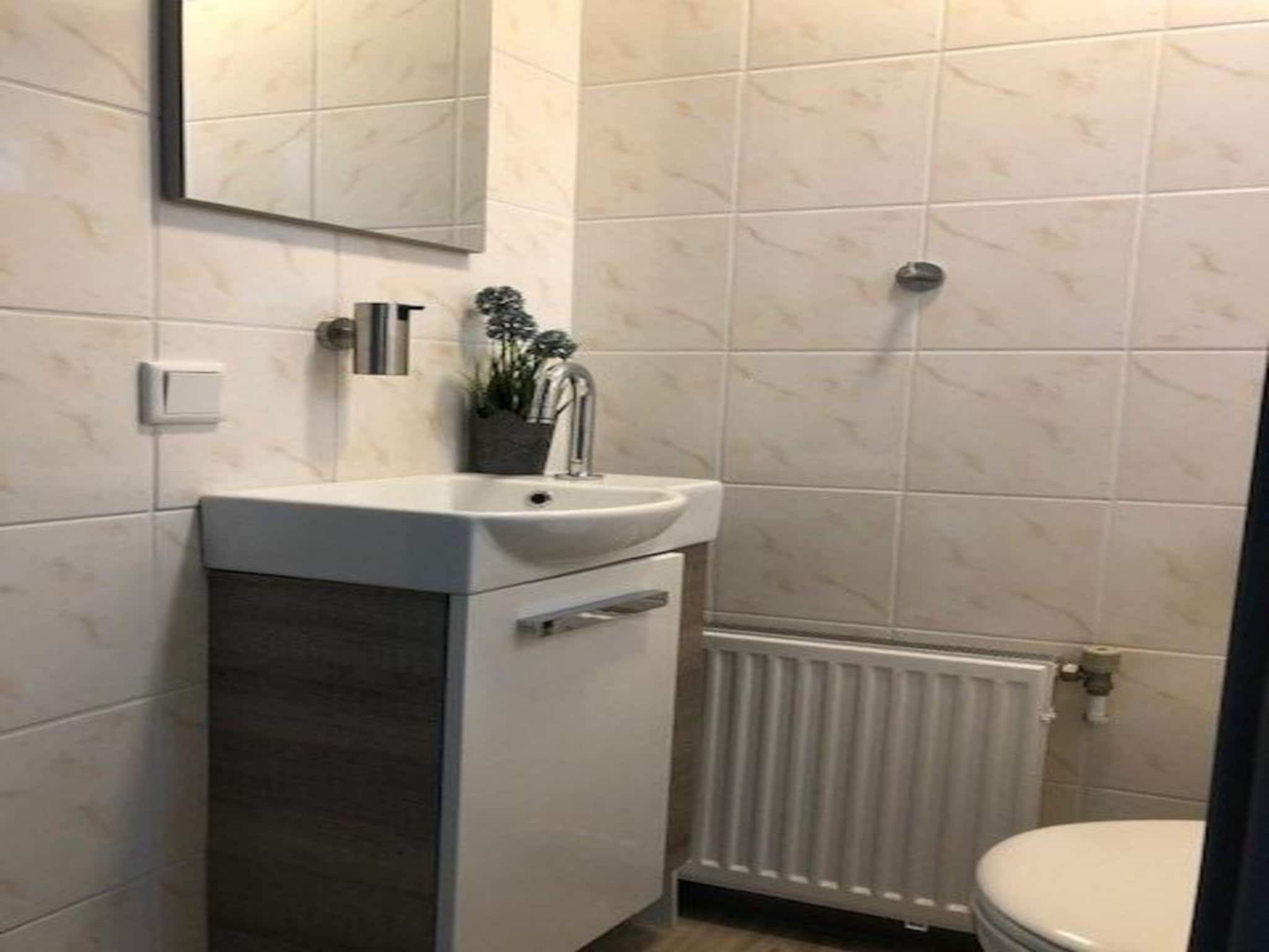 De badkamer van De Schelp 24 in Sint Maartenszee