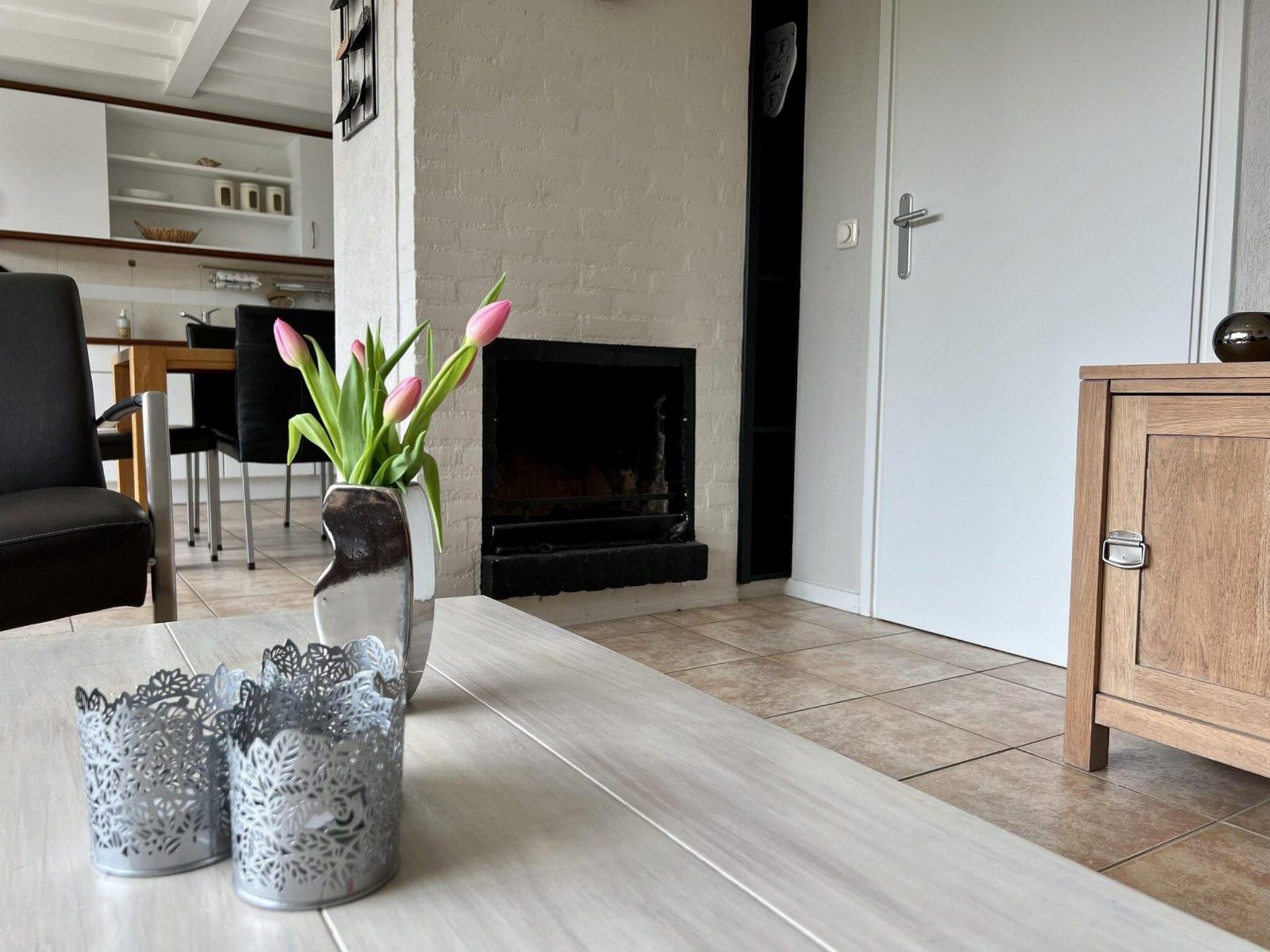 De woonkamer van De Schelp 26 in Sint Maartenszee