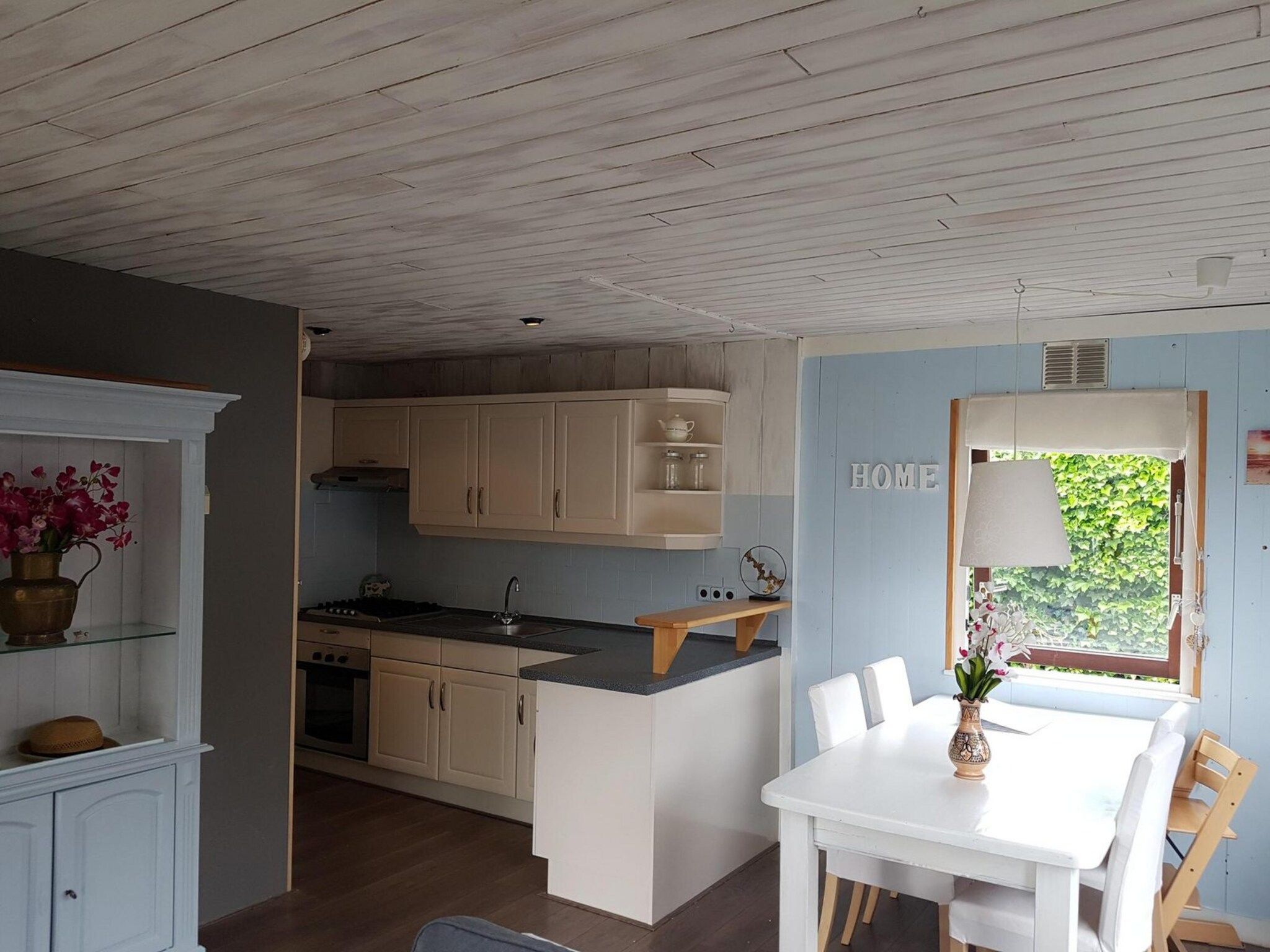 De keuken van Eb en Vloed 53 in Sint Maartenszee