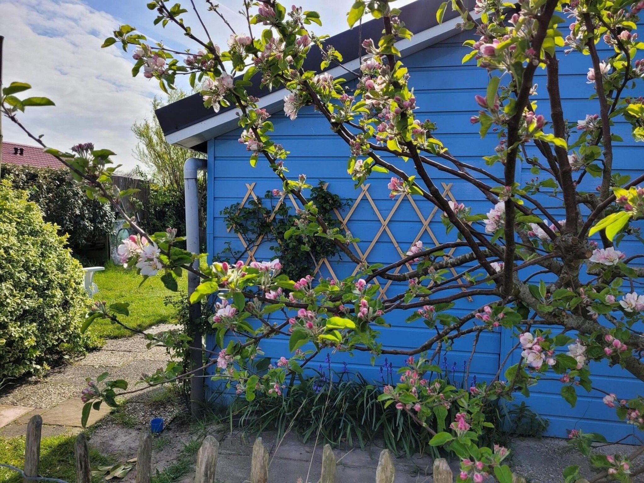 De buitenkant van Eb en Vloed 53 in Sint Maartenszee