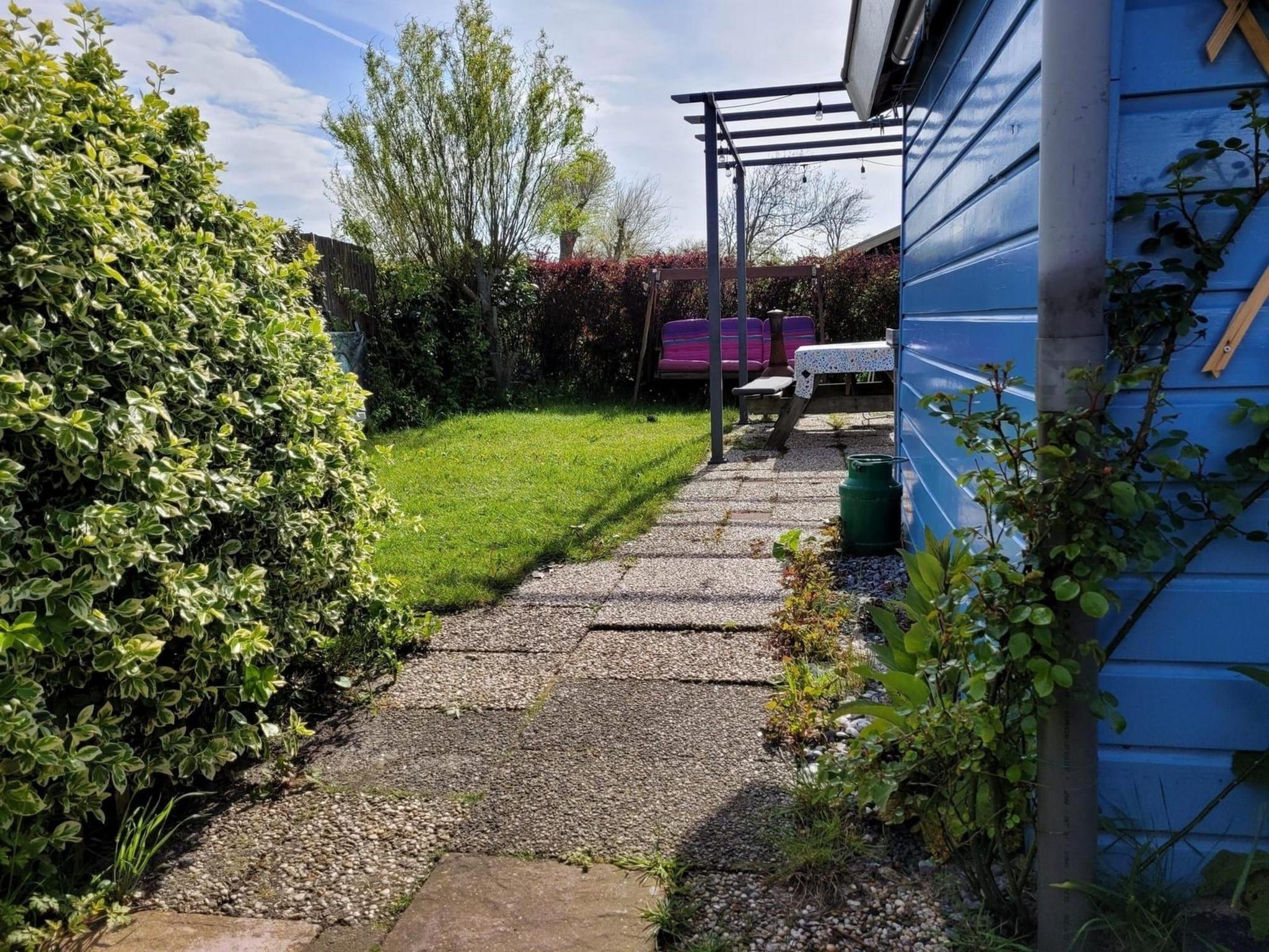 De tuin van Eb en Vloed 53 in Sint Maartenszee