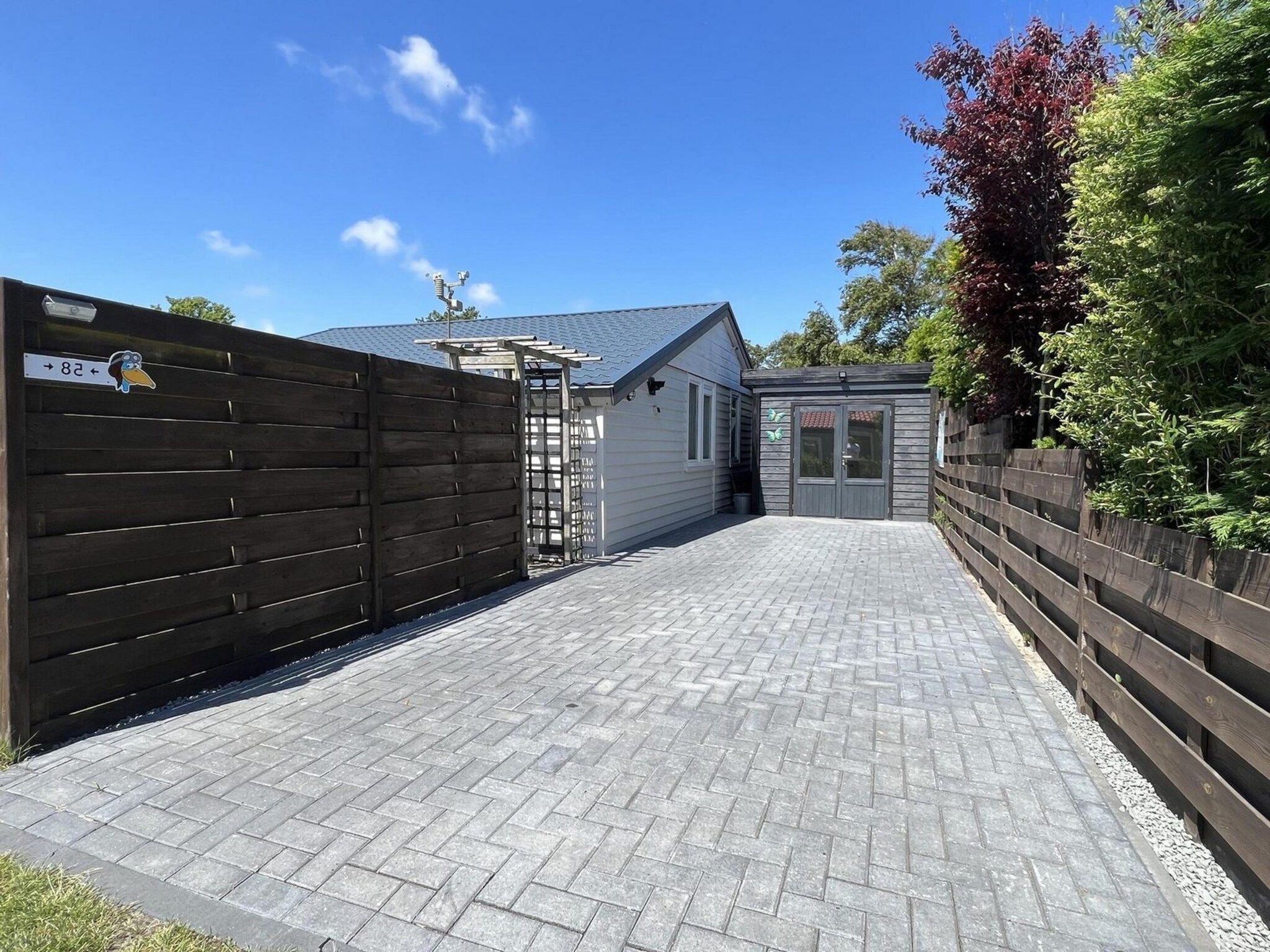 De buitenkant van Eb en Vloed 58 in Sint Maartenszee