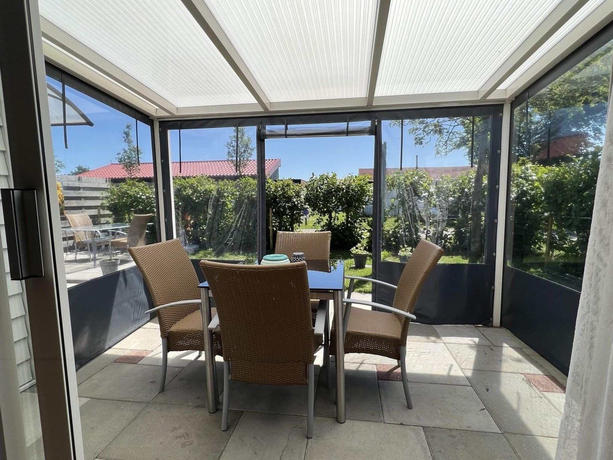 De eetkamer van Eb en Vloed 58 in Sint Maartenszee