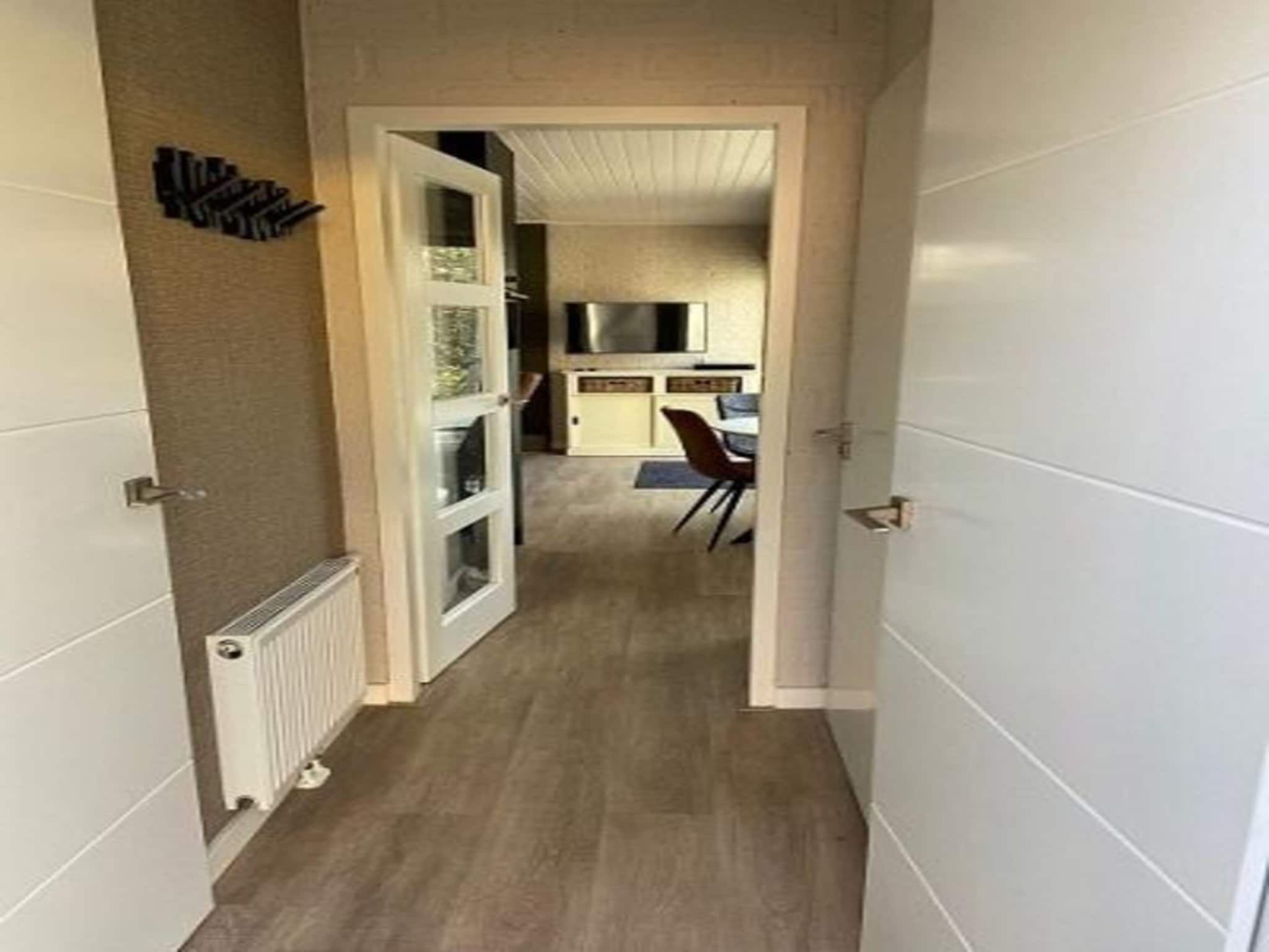 De woonkamer van Kloosterbos 4 in Sint Maartensbrug