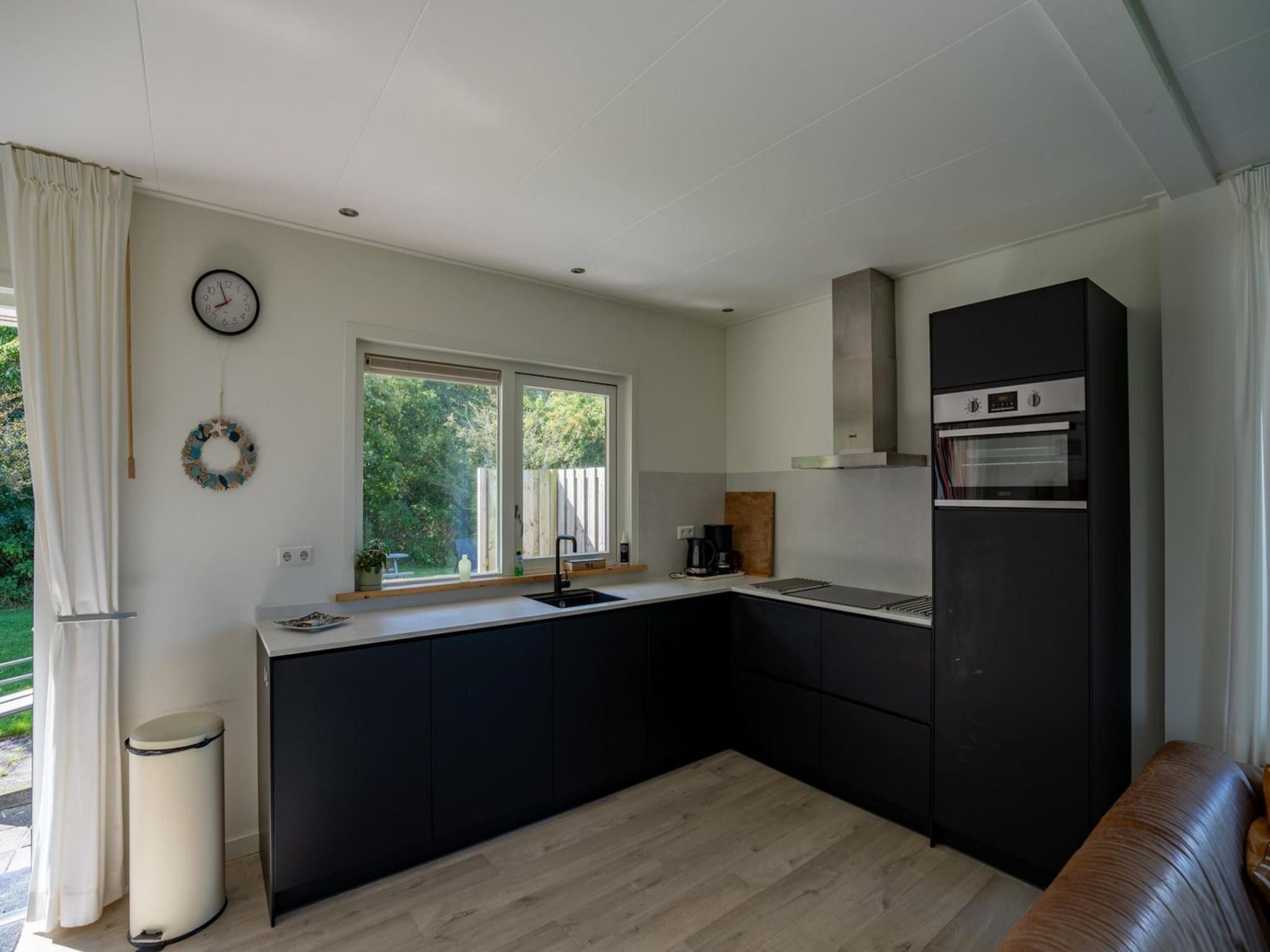 De keuken van Korfwaterweg 41 in Petten