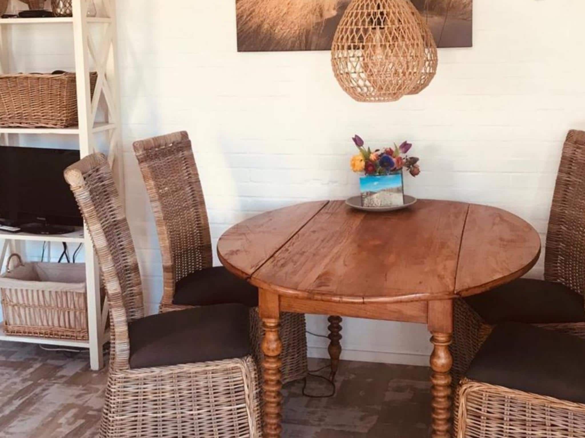 De eetkamer van Ruyghe Hoeck 4 in Sint Maartensbrug