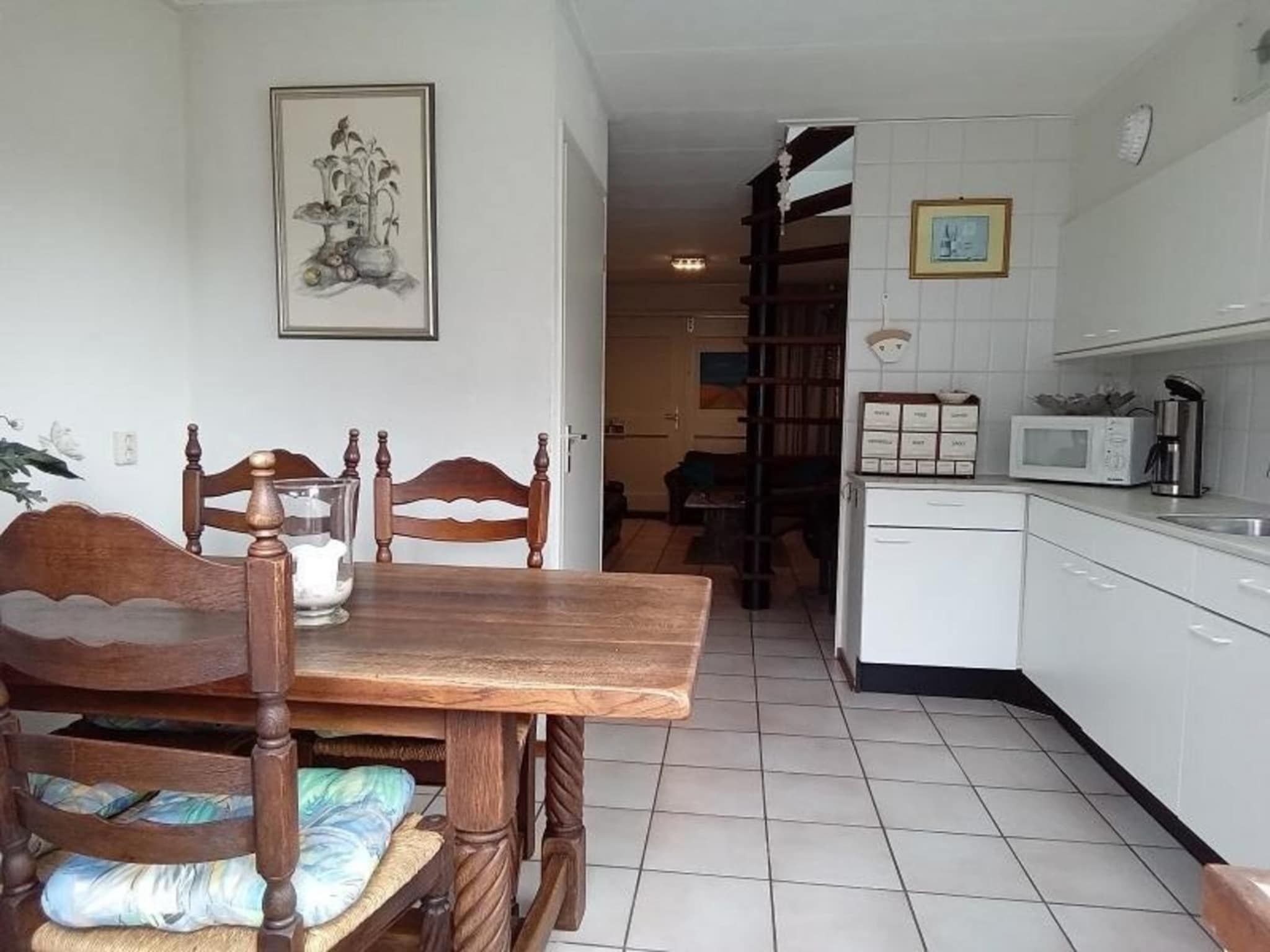 De eetkamer van Singel 62 in Petten