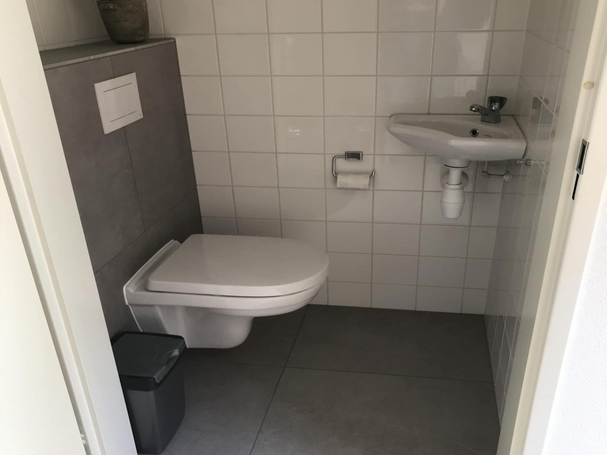 De badkamer van Vogelvrij 4 in Burgerbrug