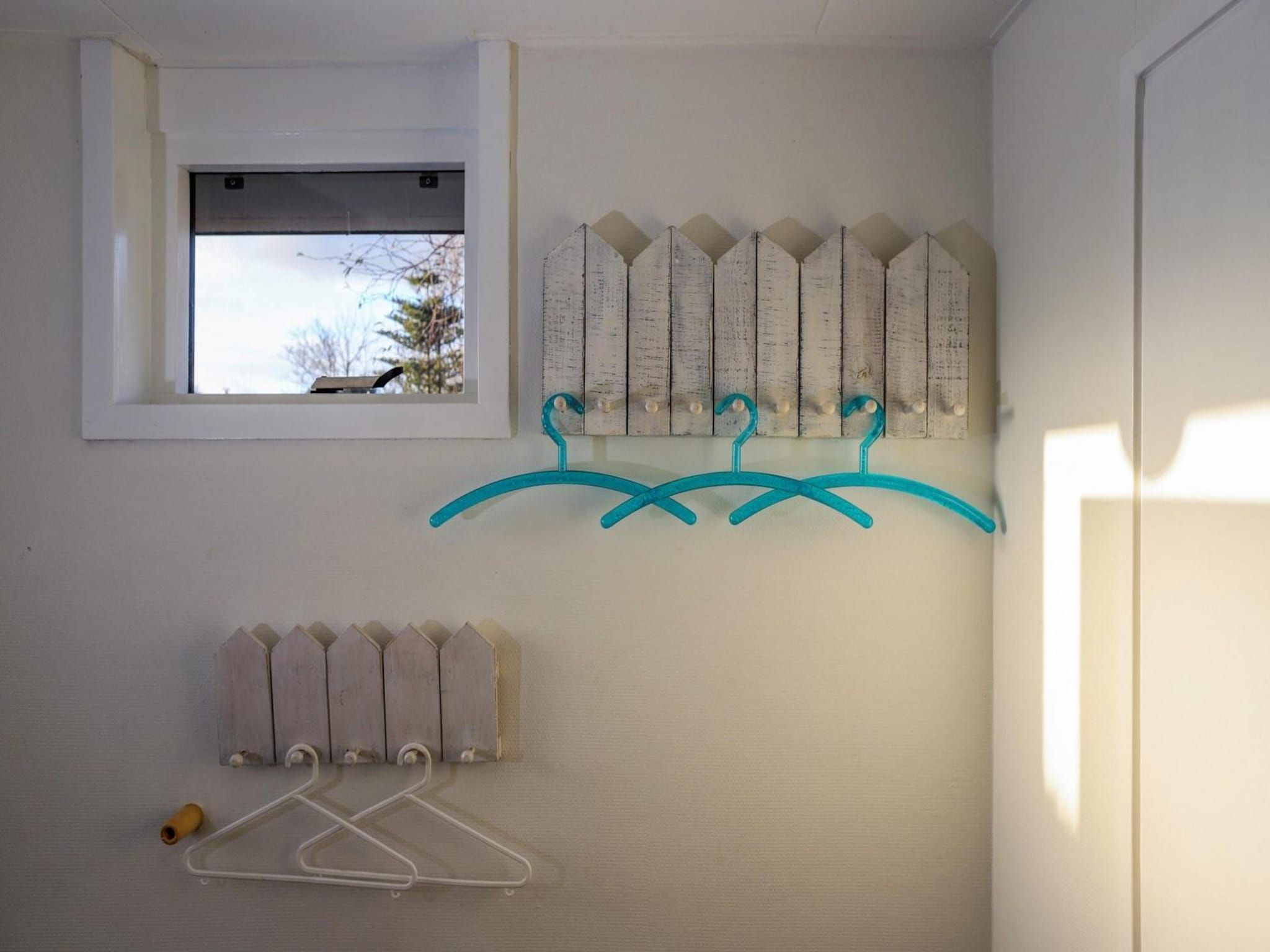 De badkamer van Wildrijk 21 in Sint Maartenszee