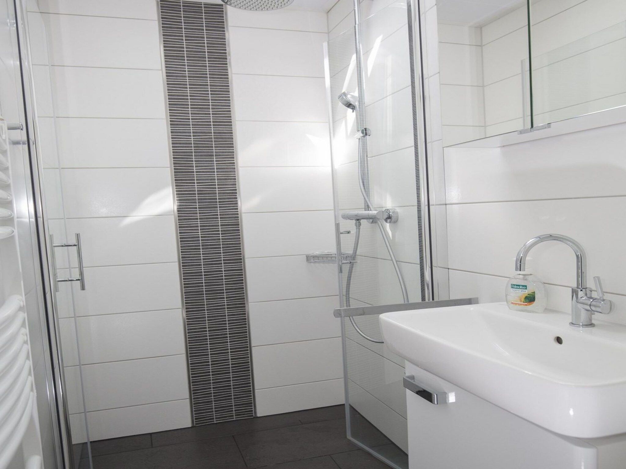 De badkamer van Wildrijk 035 in Sint Maartenszee