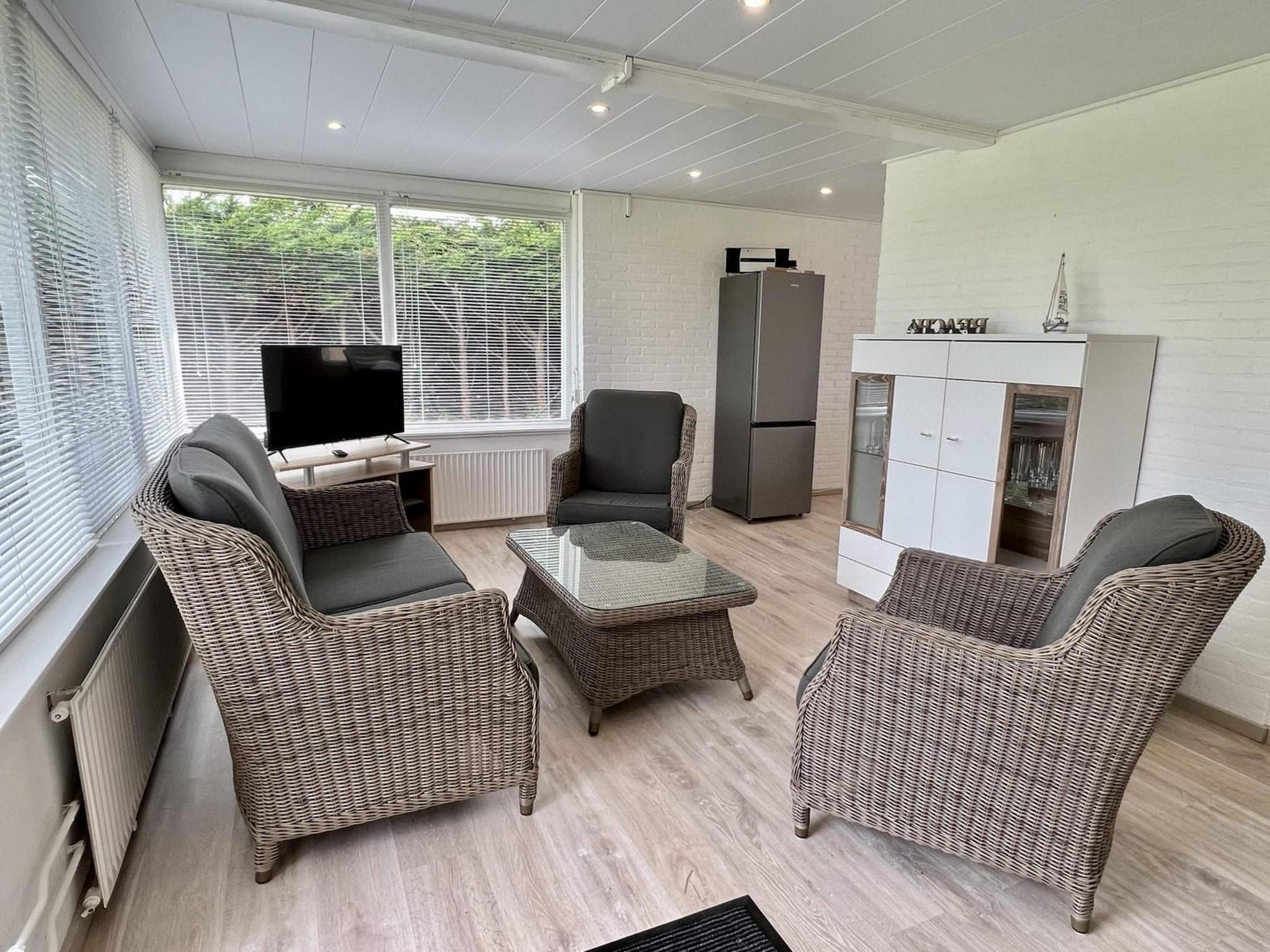 De eetkamer van Wildrijk 072 in Sint Maartenszee