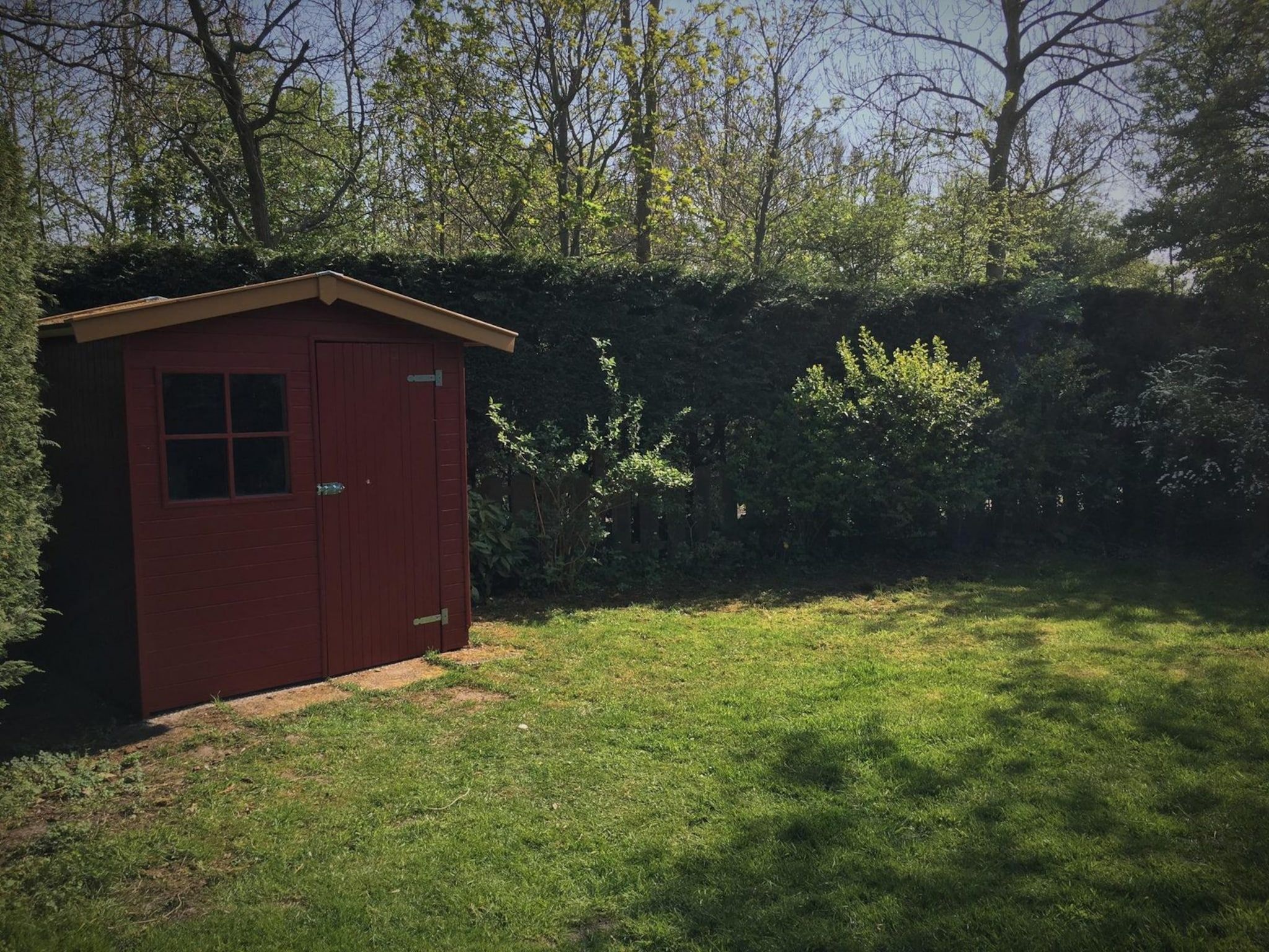 De tuin van Wildrijk 96 in Sint Maartenszee