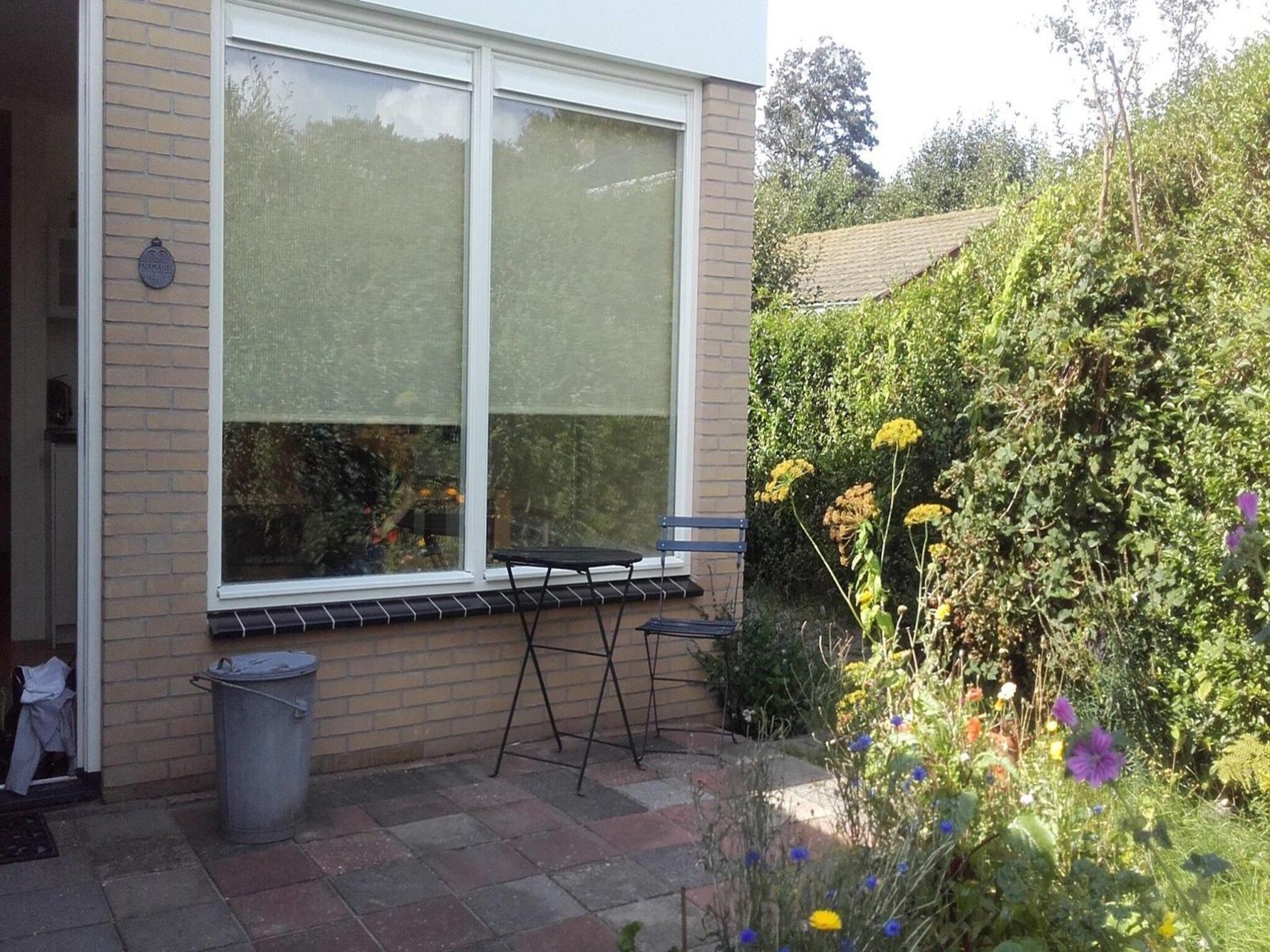 De tuin van Zeewaard 5 in Sint Maartenszee